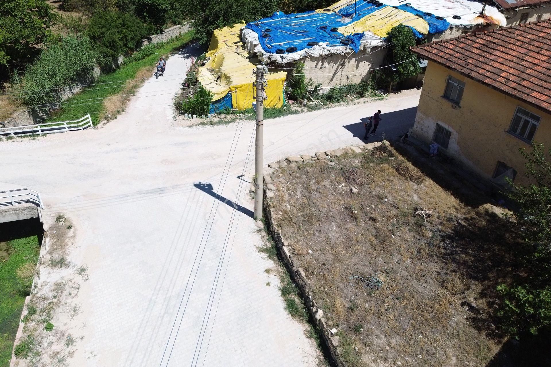 Korkuteli Yeltende Satılık Köyiçinde 475 M2 Arsası Ve Toplam 160 M2 Ev 2 Katlı - Görsel 12