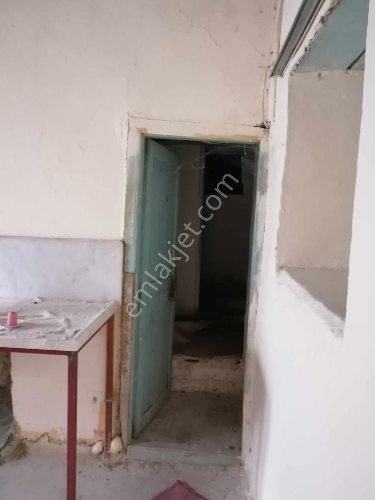 Korkuteli Yeltende Satılık Köyiçinde 475 M2 Arsası Ve Toplam 160 M2 Ev 2 Katlı - Görsel 11