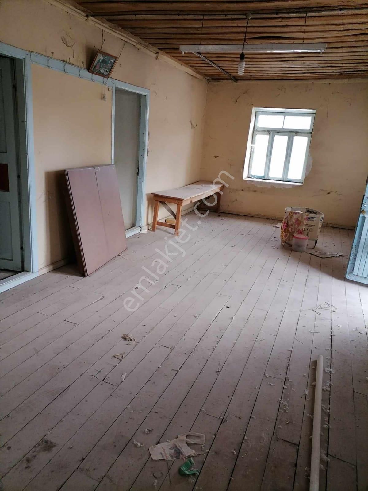 Korkuteli Yeltende Satılık Köyiçinde 475 M2 Arsası Ve Toplam 160 M2 Ev 2 Katlı - Görsel 7