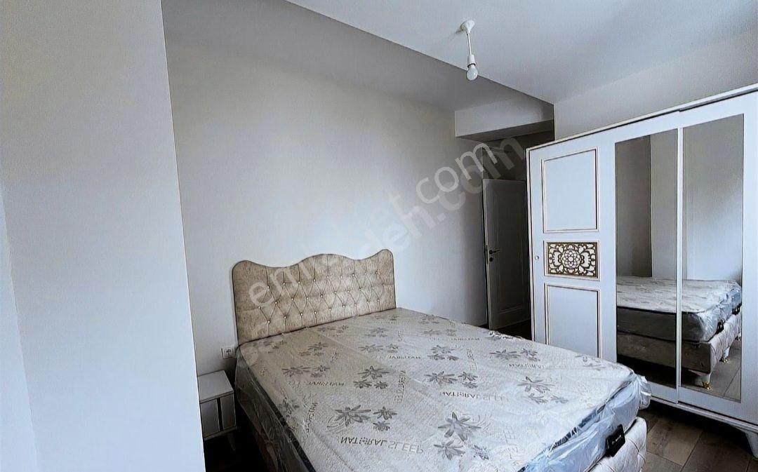 Küçükyalı'da, Eşyalı , Sıfır Yeni Binada, Satılık 2+1 - Görsel 9