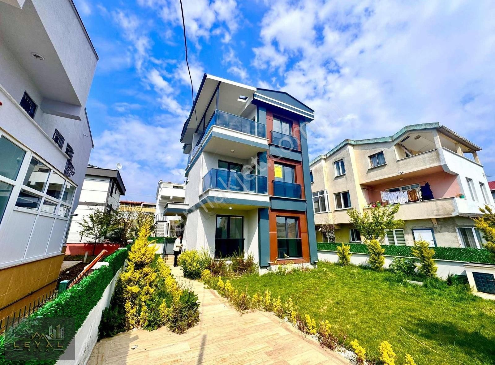 ꧁leyalgrup"dan 250m²arsa İçinde Bulvar Caddesinin Orda İskanlı - Görsel 15