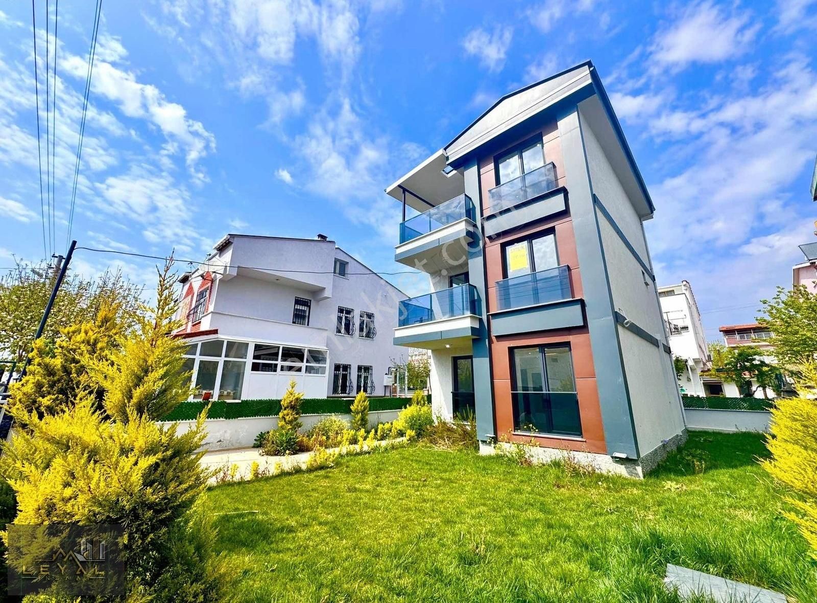 ꧁leyalgrup"dan 250m²arsa İçinde Bulvar Caddesinin Orda İskanlı - Görsel 22