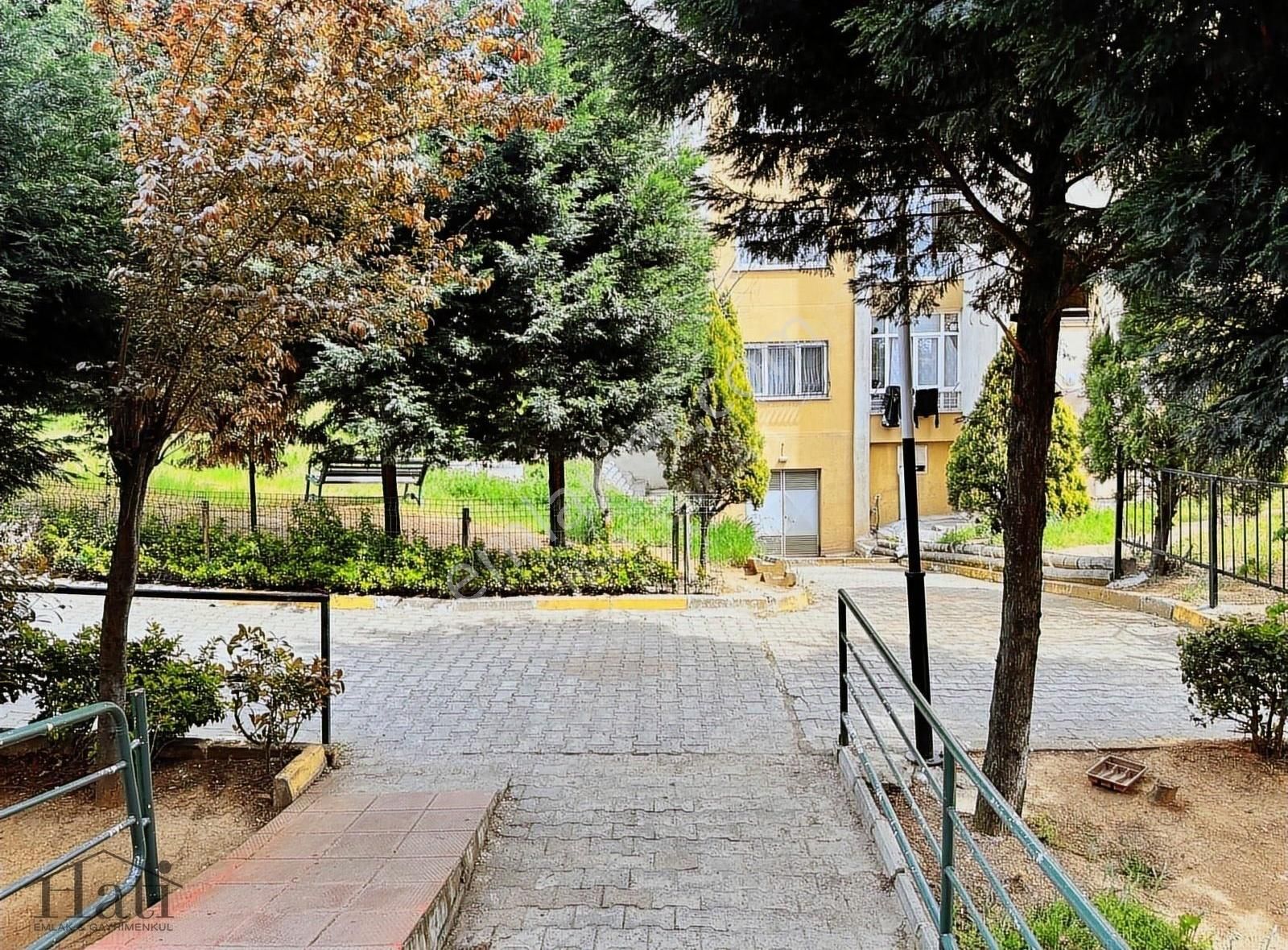 Tuzla Toki 3.etap 8.kat Satılık Boş 2+1 Daire