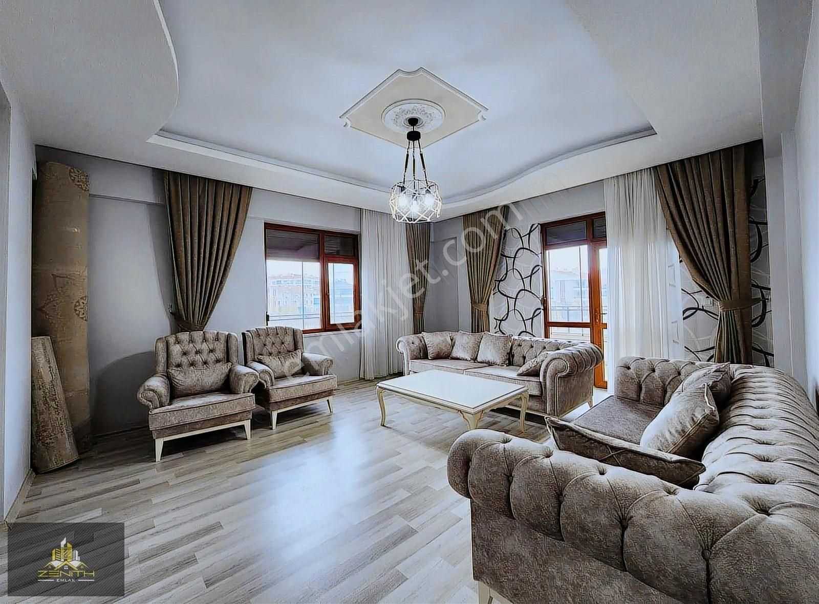 Zenith'den Parsanada Satılık 4+1 Daire
