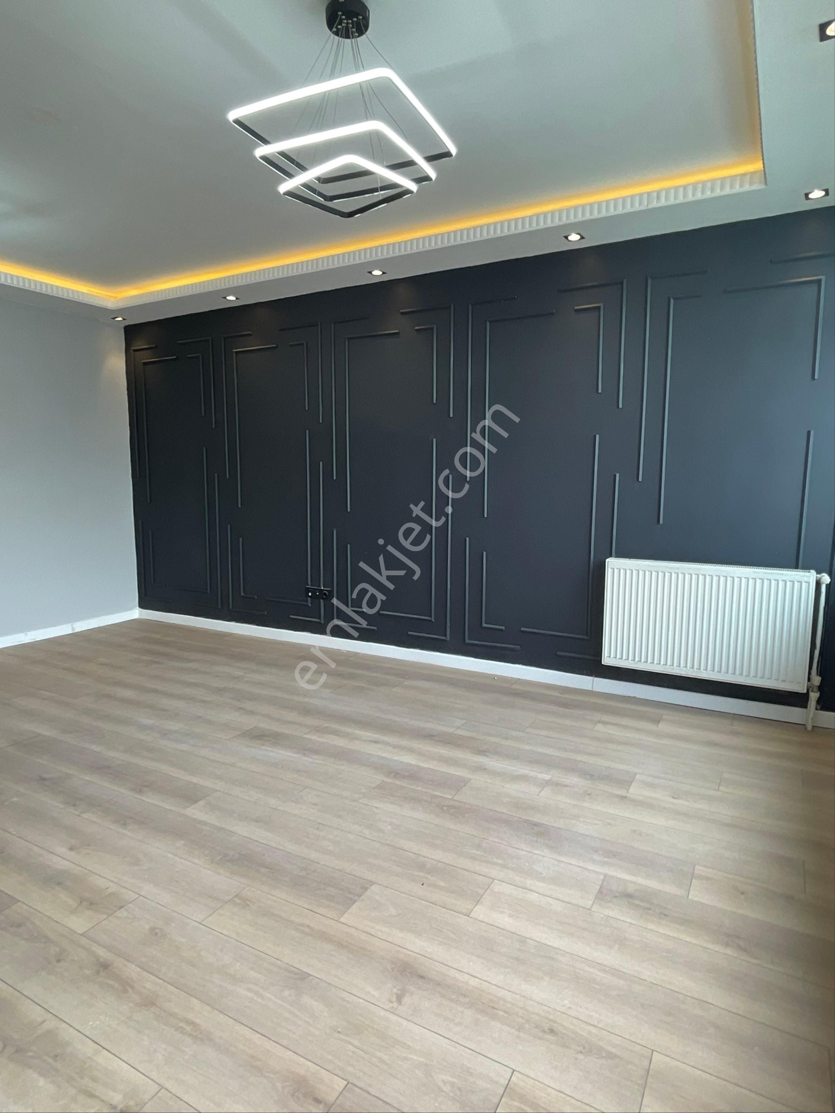 Site İçi 2+1 Lüks Dekorlu Metrobüse Yakın - Görsel 9