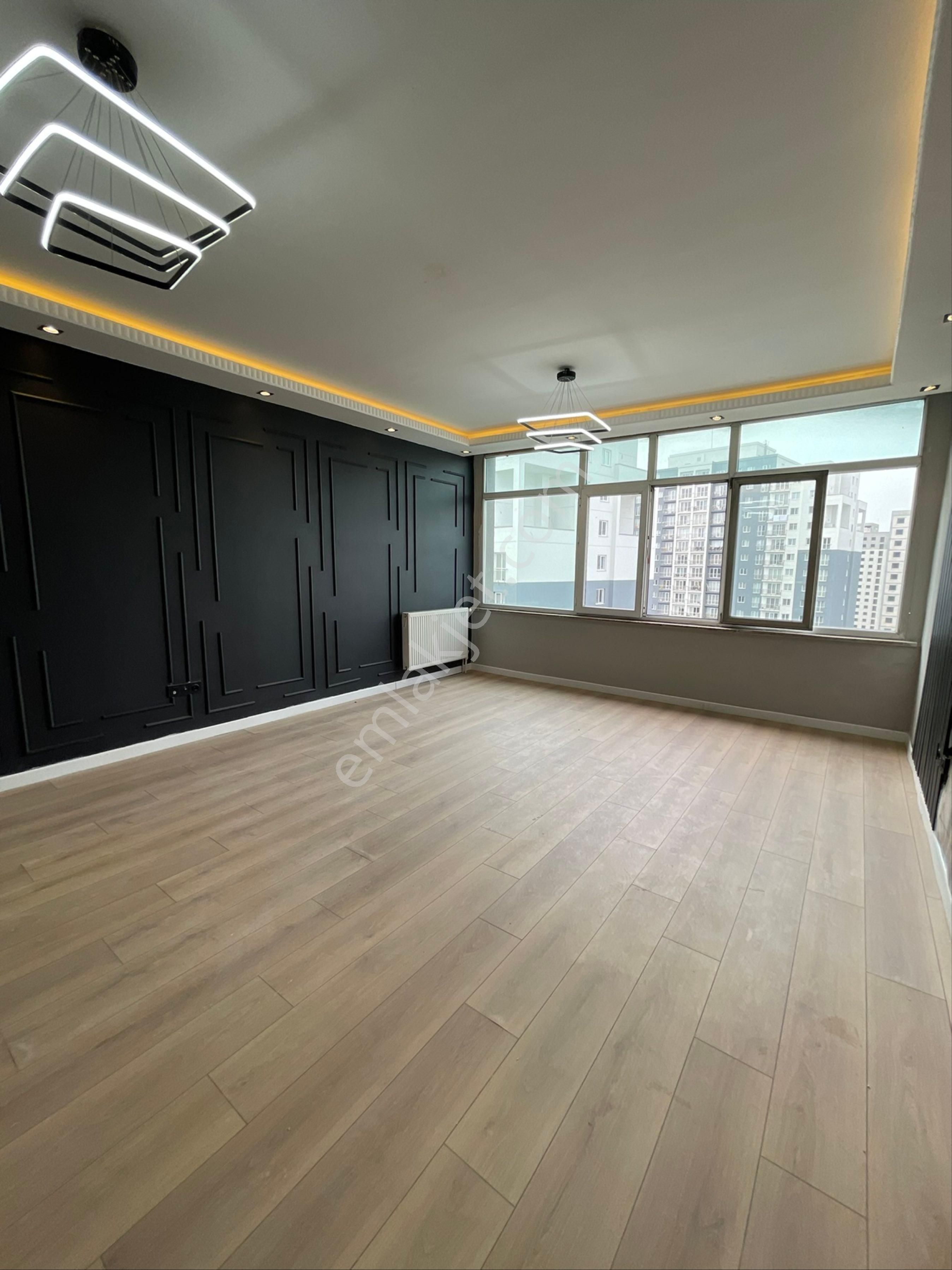Site İçi 2+1 Lüks Dekorlu Metrobüse Yakın - Görsel 6