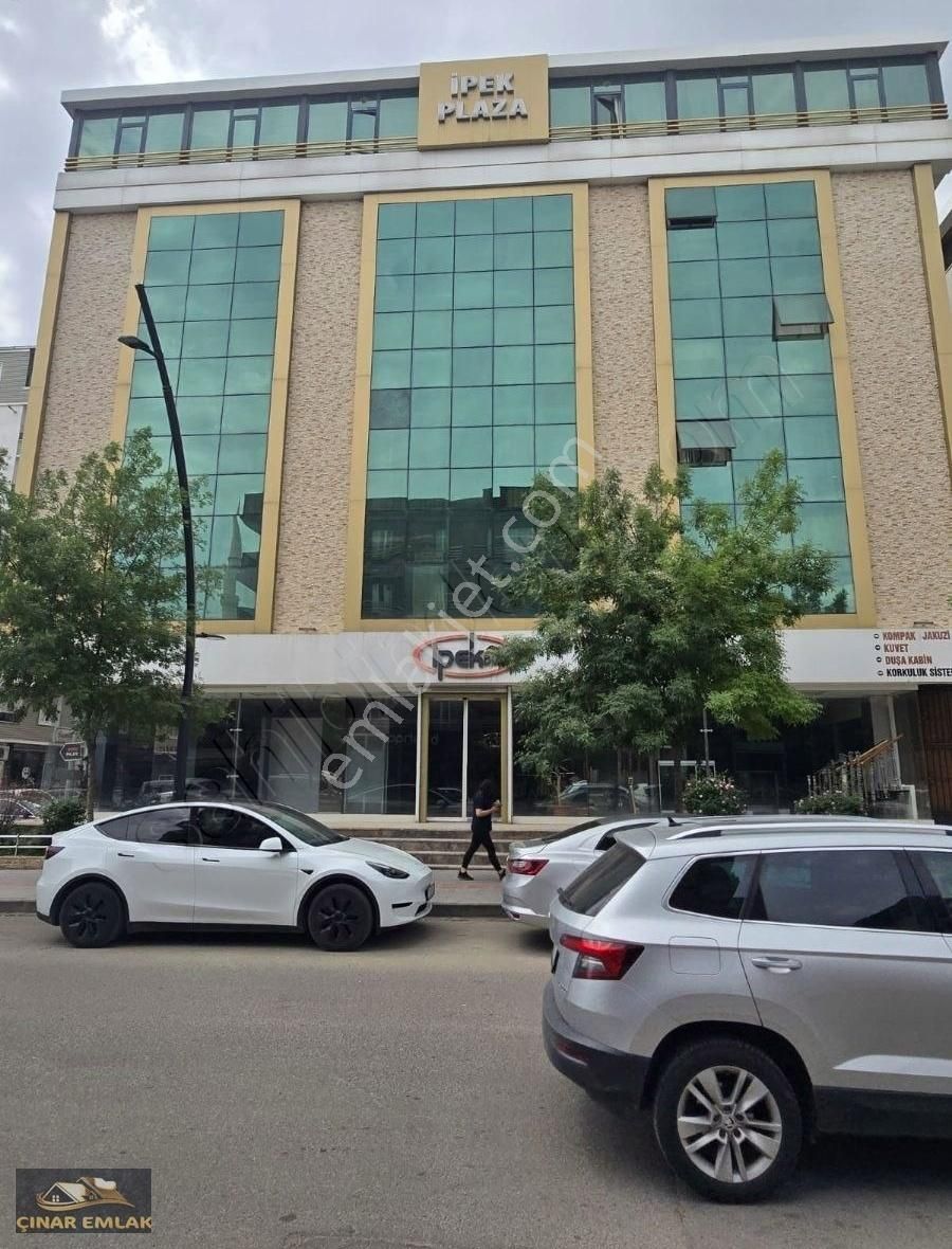 Çınar Emlak Cafeler Sokağında Lüx Arakat Daire Satıyor