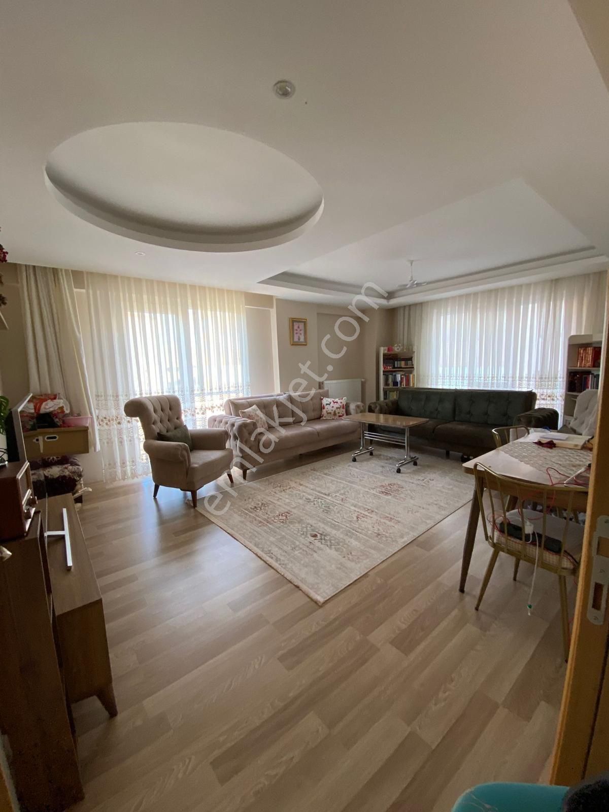 Devlet Hastanesine Yakın Satılık 2+1 Daire