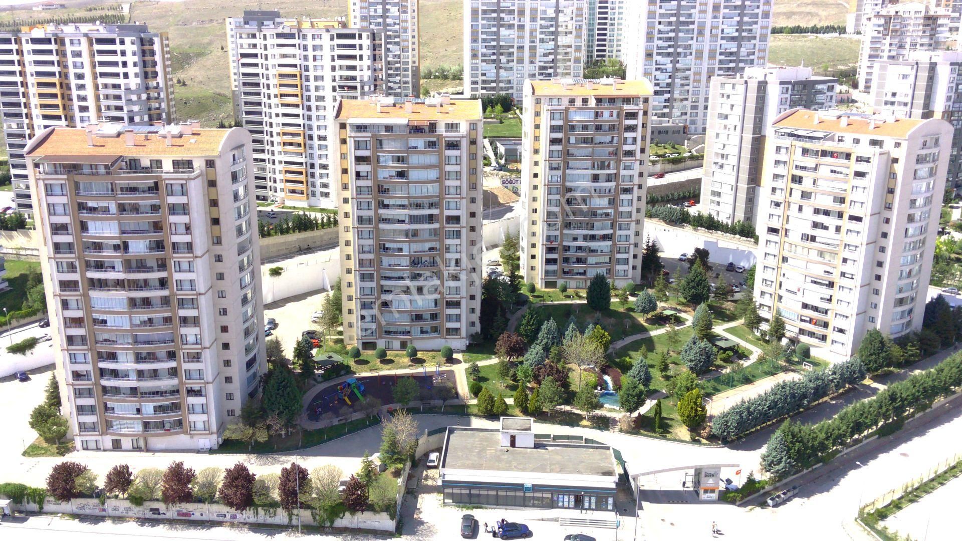 312 | Ata Mahallesi Zirve Park Konutlarında Ara Kat 3+1 Satılık