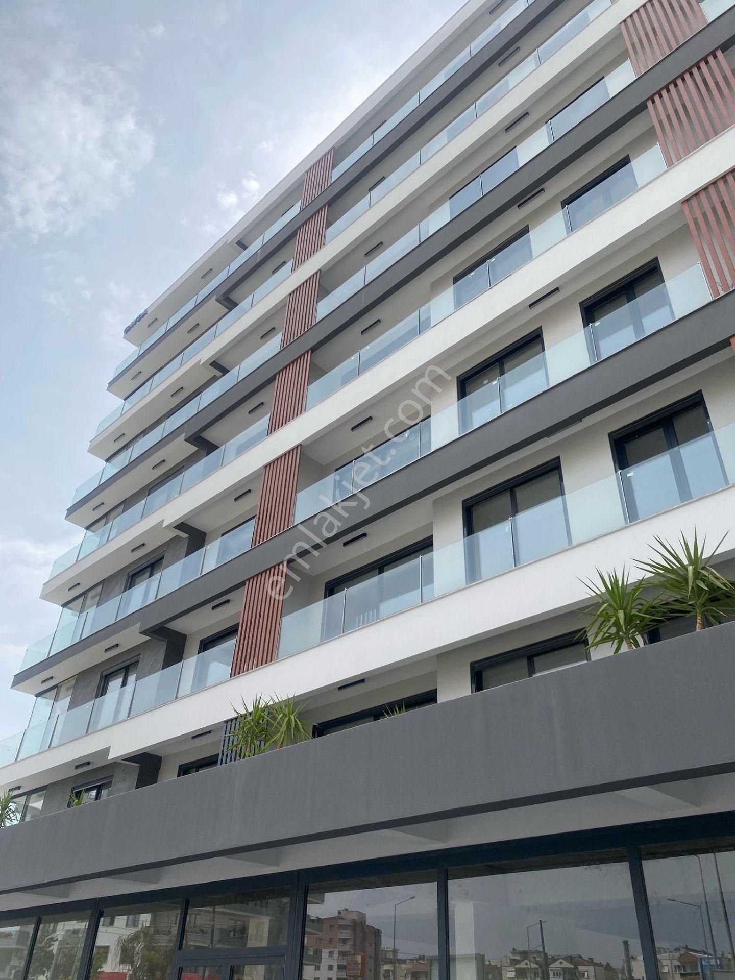 Ataşehir Gayda Vera Sitesinin Ferah 2+1 Dairesi