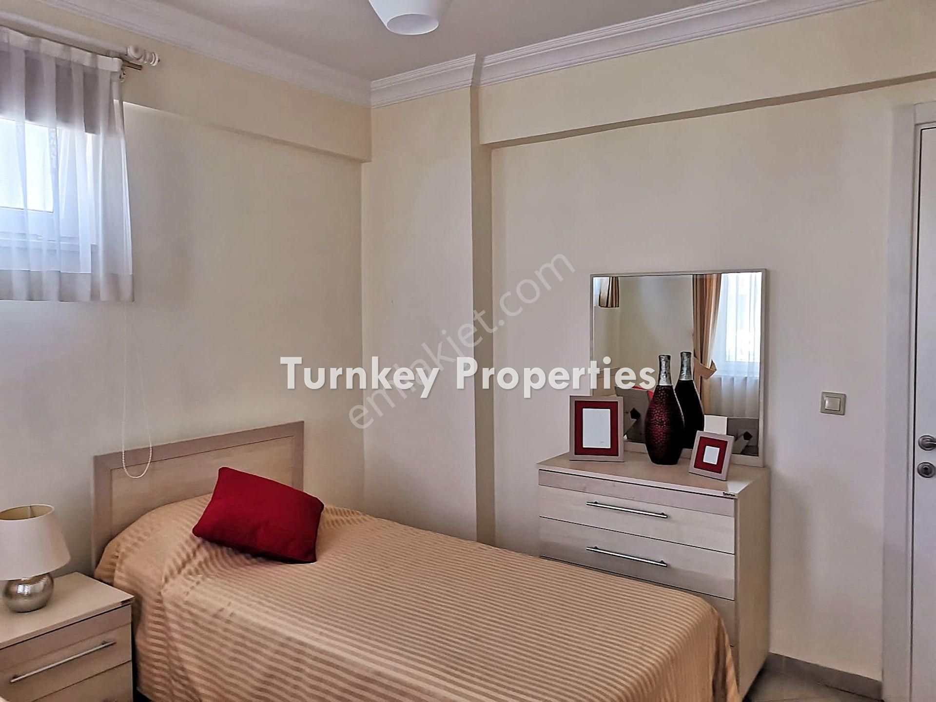 Adabükü Deniz Ve Göl Manzaralı, Teraslı Satılık Üst Kat - Görsel 16