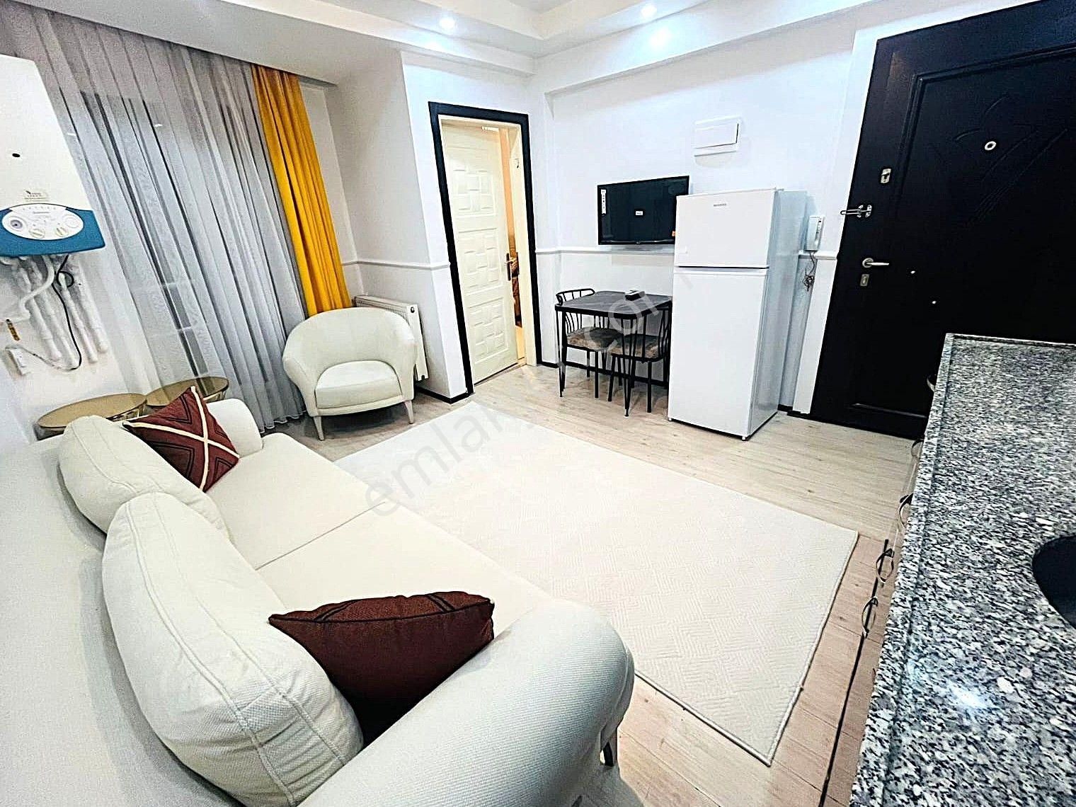 Kz Grup'tan Atalar'da Horoz Yakını Arakat 1+1 45m2 Satılık Eşyalı Apart