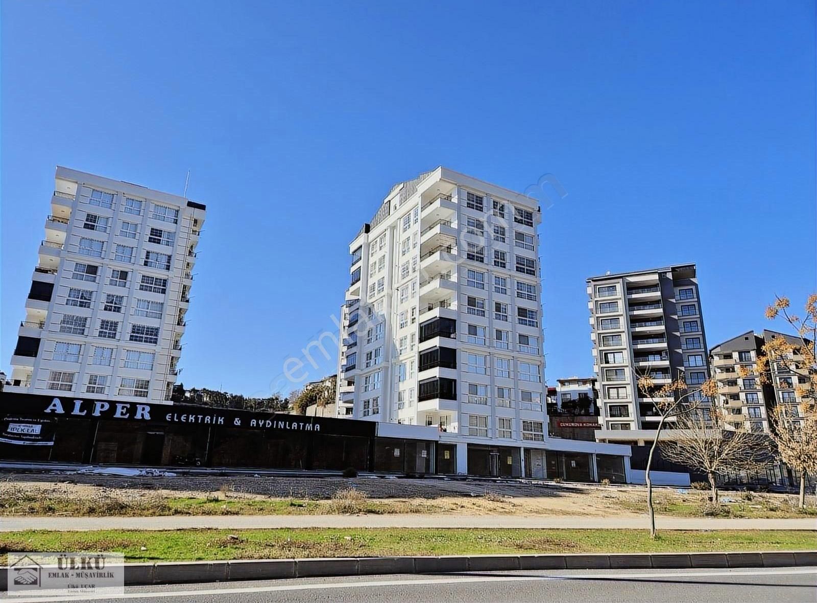 Kurumsal Markete Kiralık 500 M2