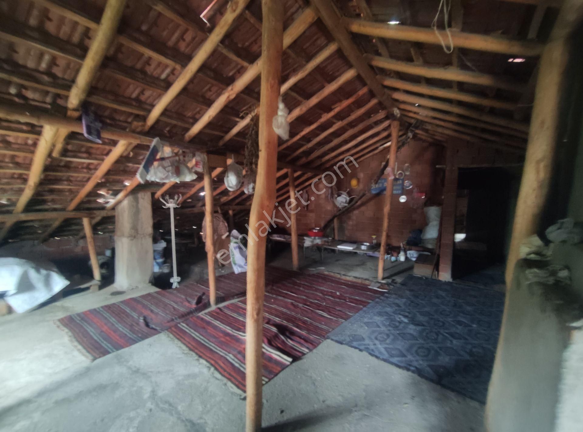 Özpınar ,dan Kızılcalar M. Satılık Tek Kat İki Daireli Müstakil Ev 399 M2 - Görsel 8