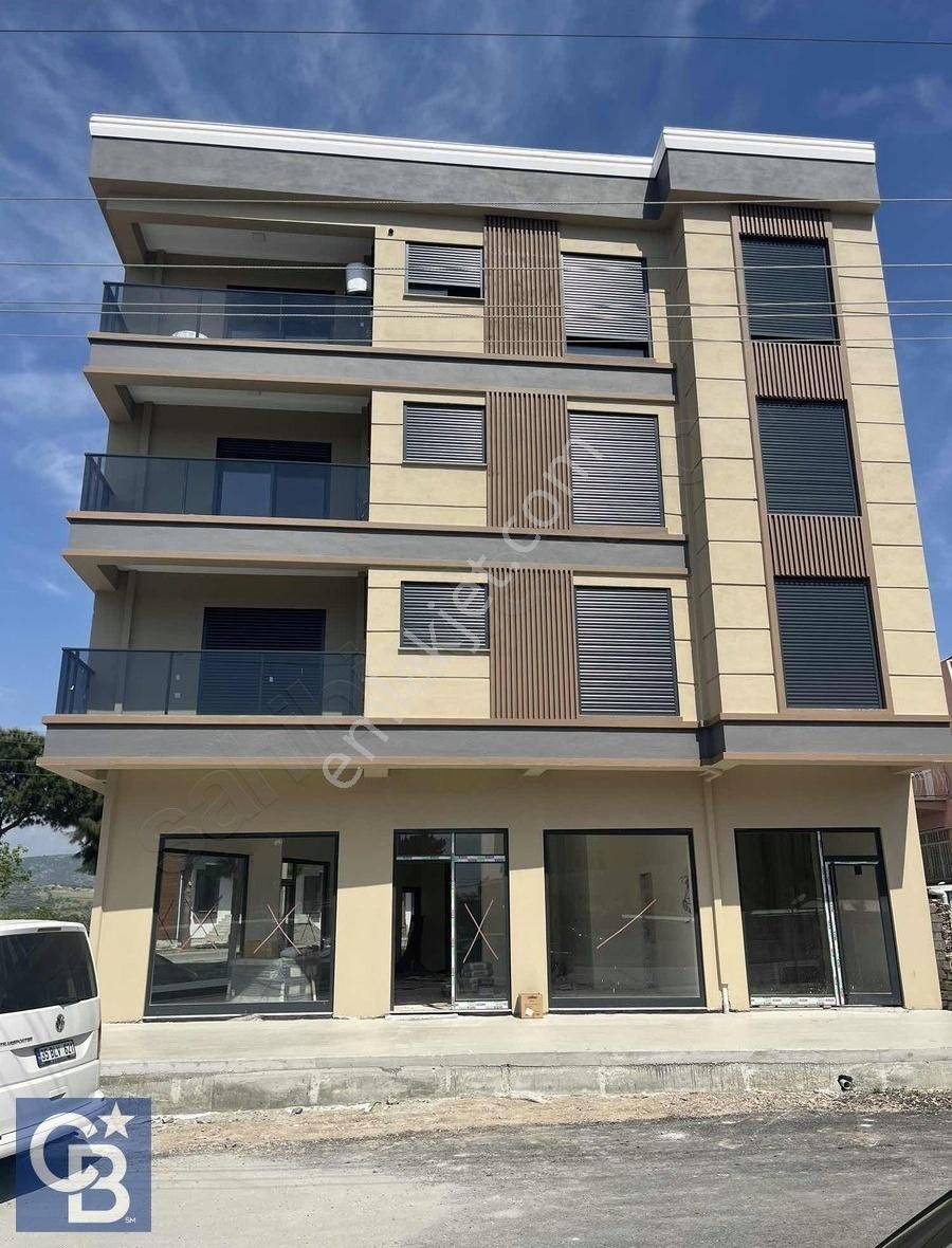 Aliağa Şakranda Merkezi Konumda Kiralık 2+1 Daire