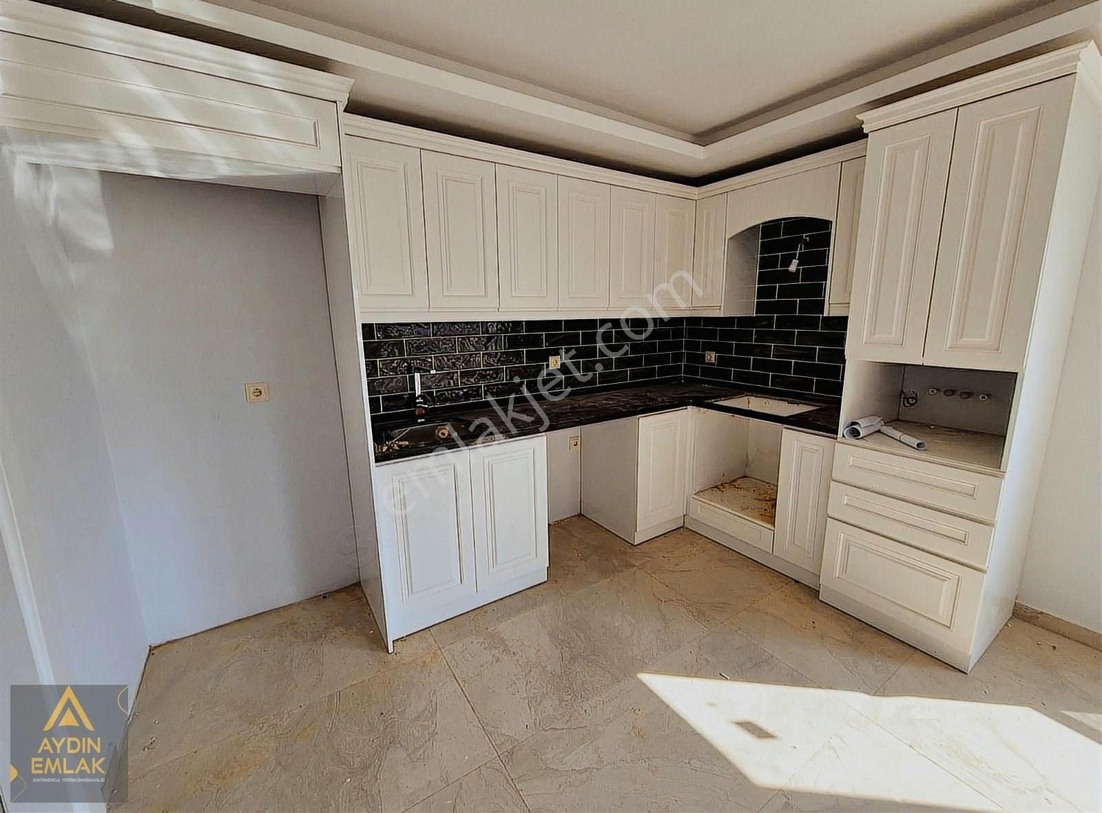 Aydın Dan Kiralık 4+1 Doğalgazlı Daire