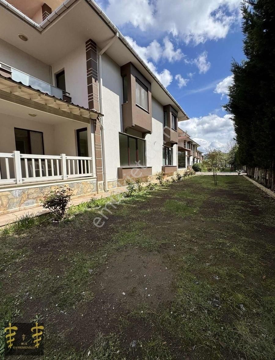 Sur Emlaktan Emlaklar Bölgesin De Kiralık Lüx Villa