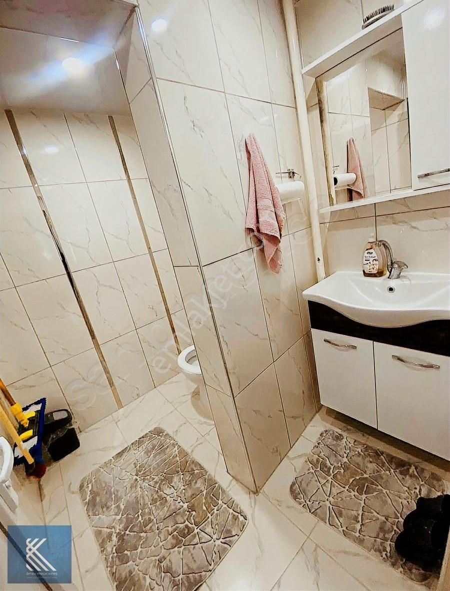 Farabi Caddesinde İçi Ful Yapılı 3+1