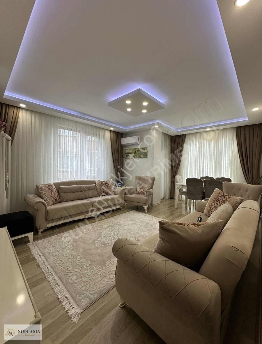 Çekmeköy Cumhuriyet Mahallesin De Satılık Geniş 2+1 Daire
