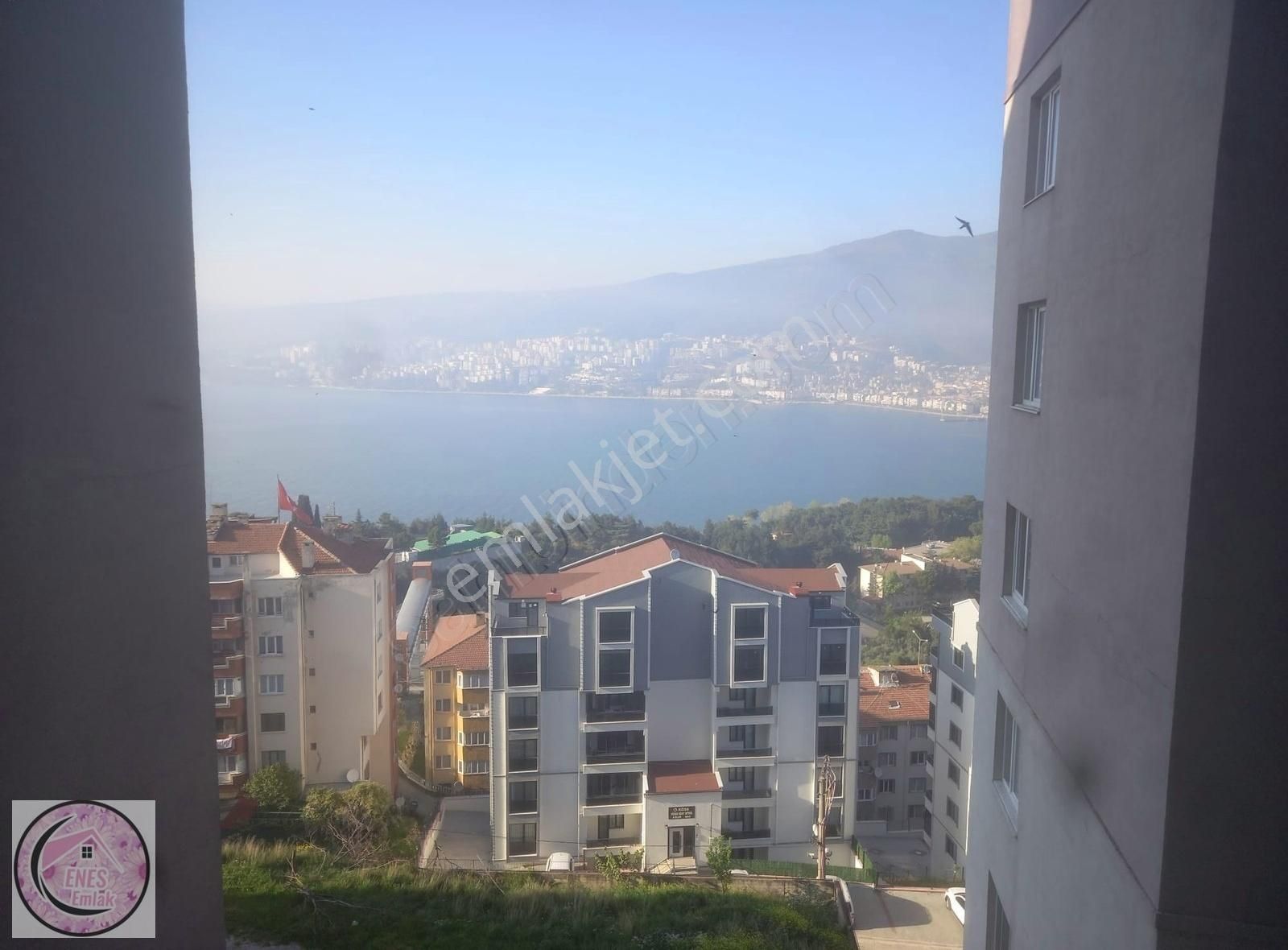 Hisar Mahallesinde Kiralık Daire Enes Emlaktan