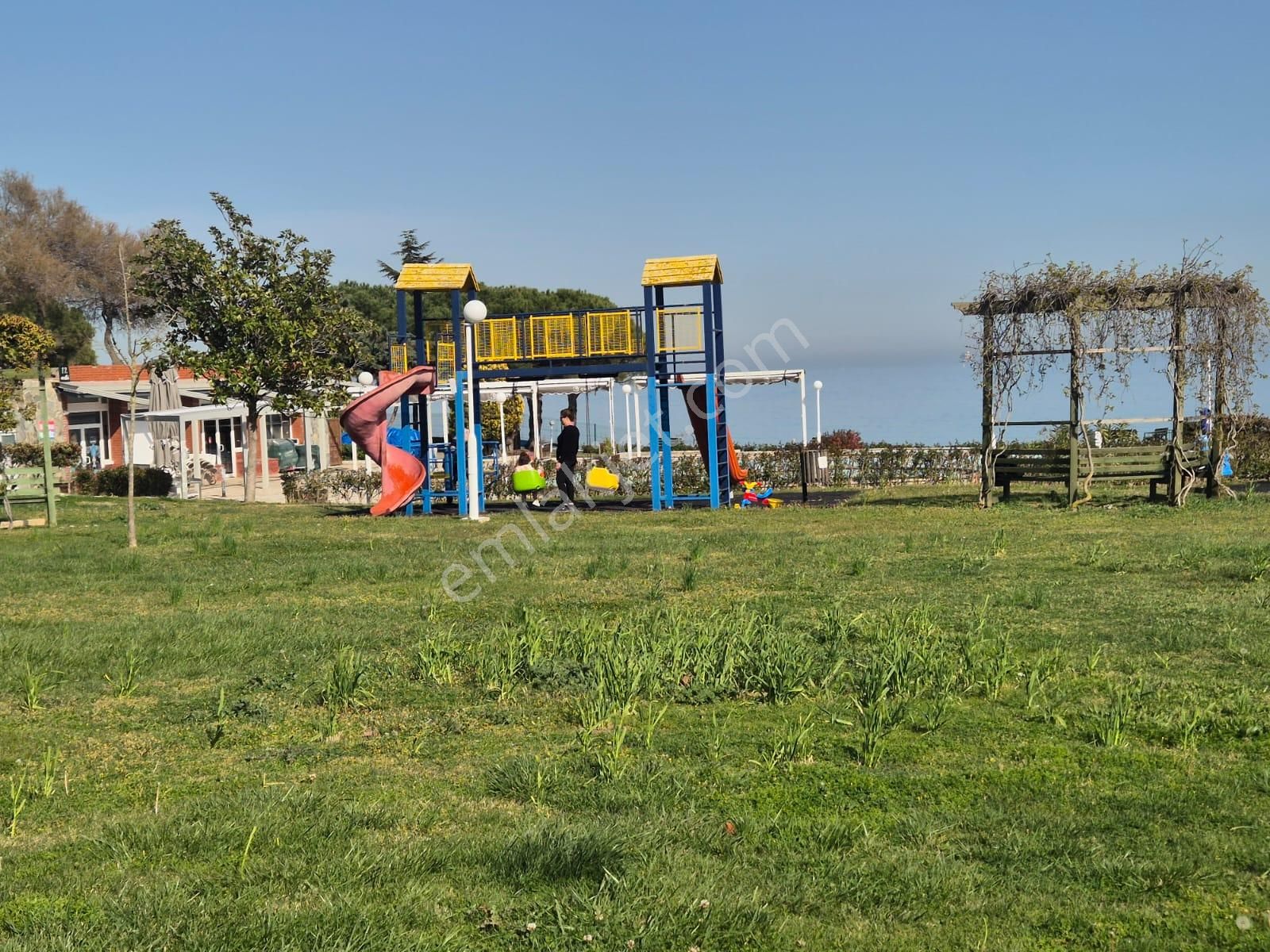 Silivri Marmara Uyumkent Sitesinde A Tipi Eşyalı Tripleks Villa - Görsel 34