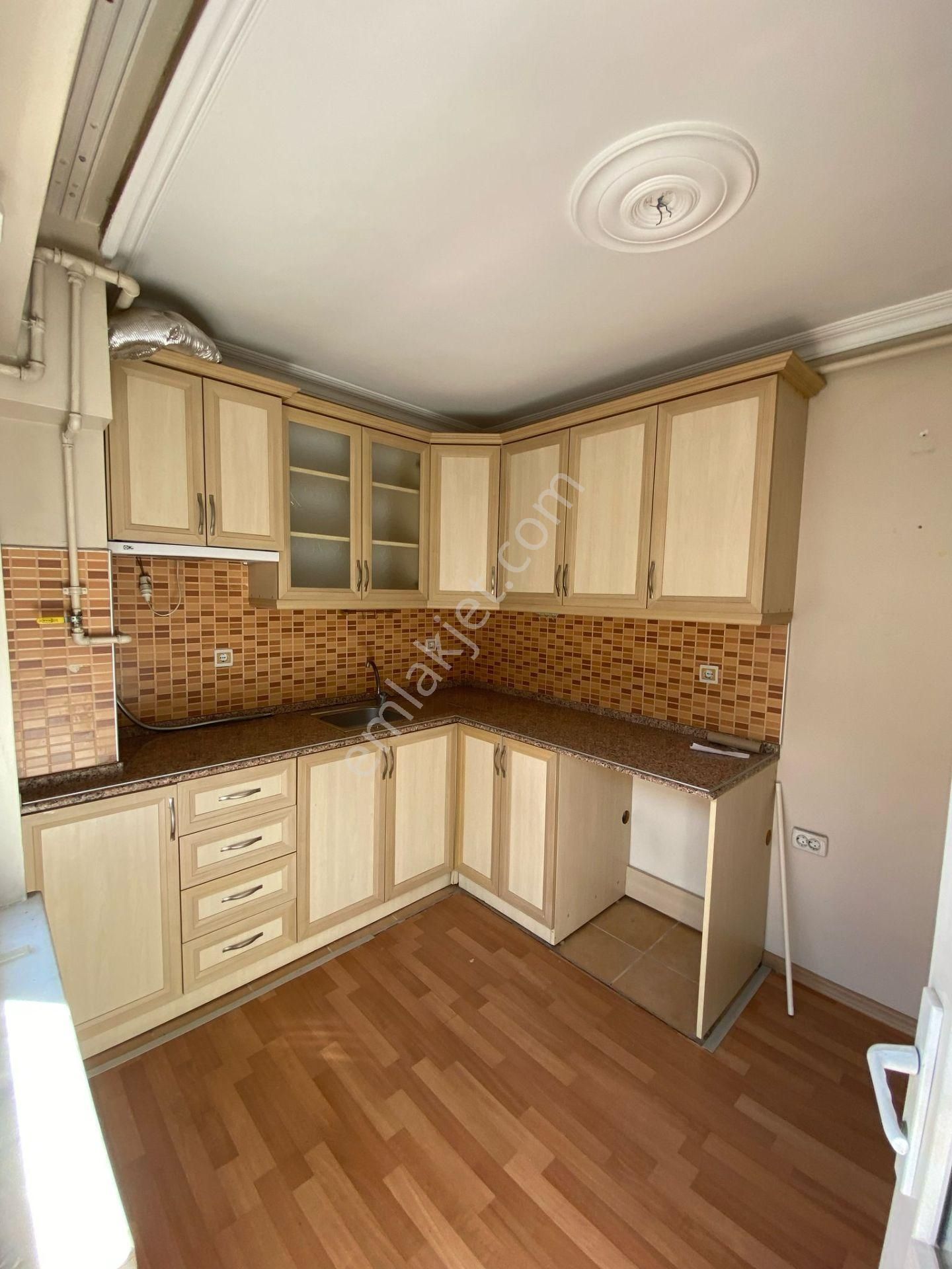 🏡75 Yıl Mahallesi 🏡 ✅2+1 75 M2 5 Katlının 3 Katı ❇️ Kapalı Mutfak