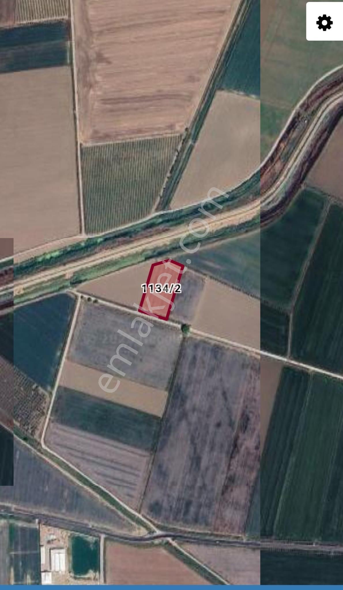 Menemen Kesik'de Foça Yoluna Yakın Satılık 481 M2 Hobi Bahçesi