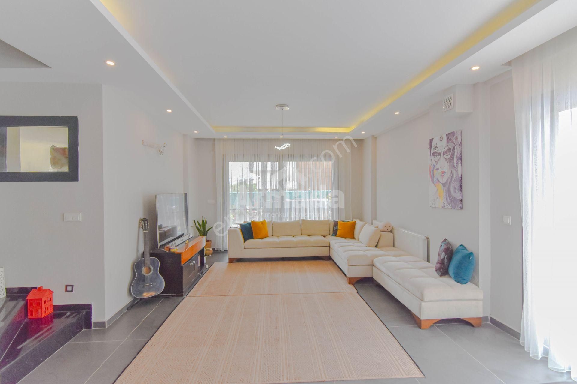 Kuşadası Kadınlar Denizi'nde Huzurlu Ve Konforlu Muhteşem Villa - Görsel 9