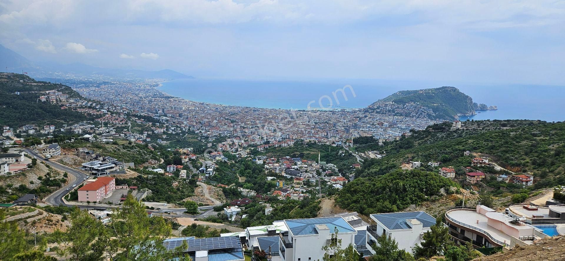 Alanya"nın En Güzel Lokasyonu Olan Tepe"de Eşsiz Alanya Kalesi Ve Sonsuz Deniz Manzaralı Satılk Arsa