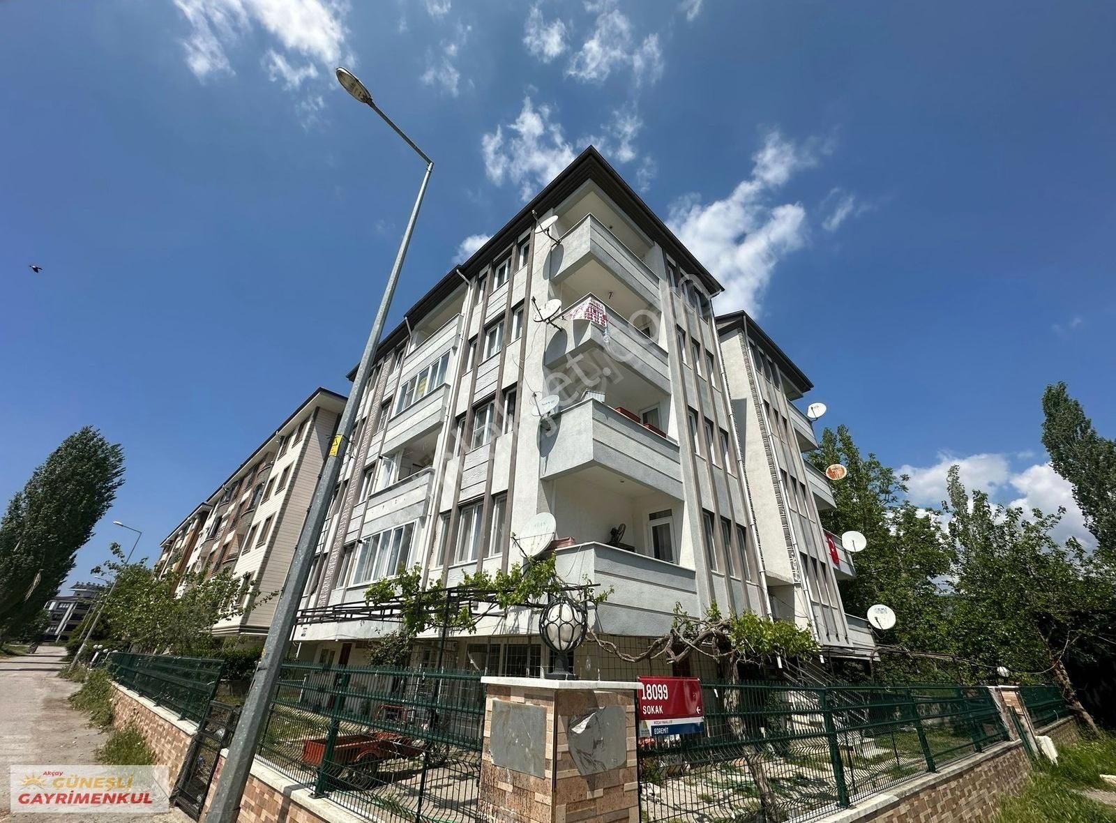 Tek Yetkili "güneşli'den" Akçay'da Doğa Manzaralı 3+1 Daire