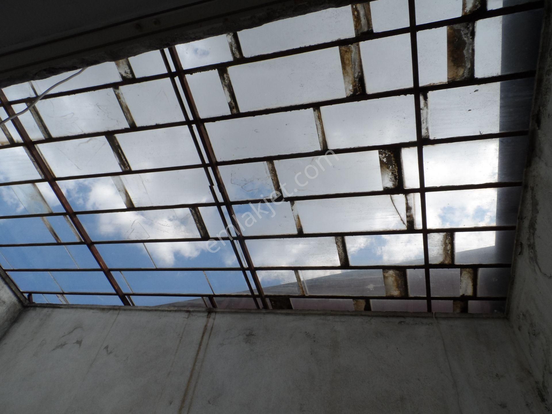 Nazilli Ege Emlak Ofisinden Cumhuriyet Mah. Doğalgaz Kombili Satılık Daire - Görsel 3