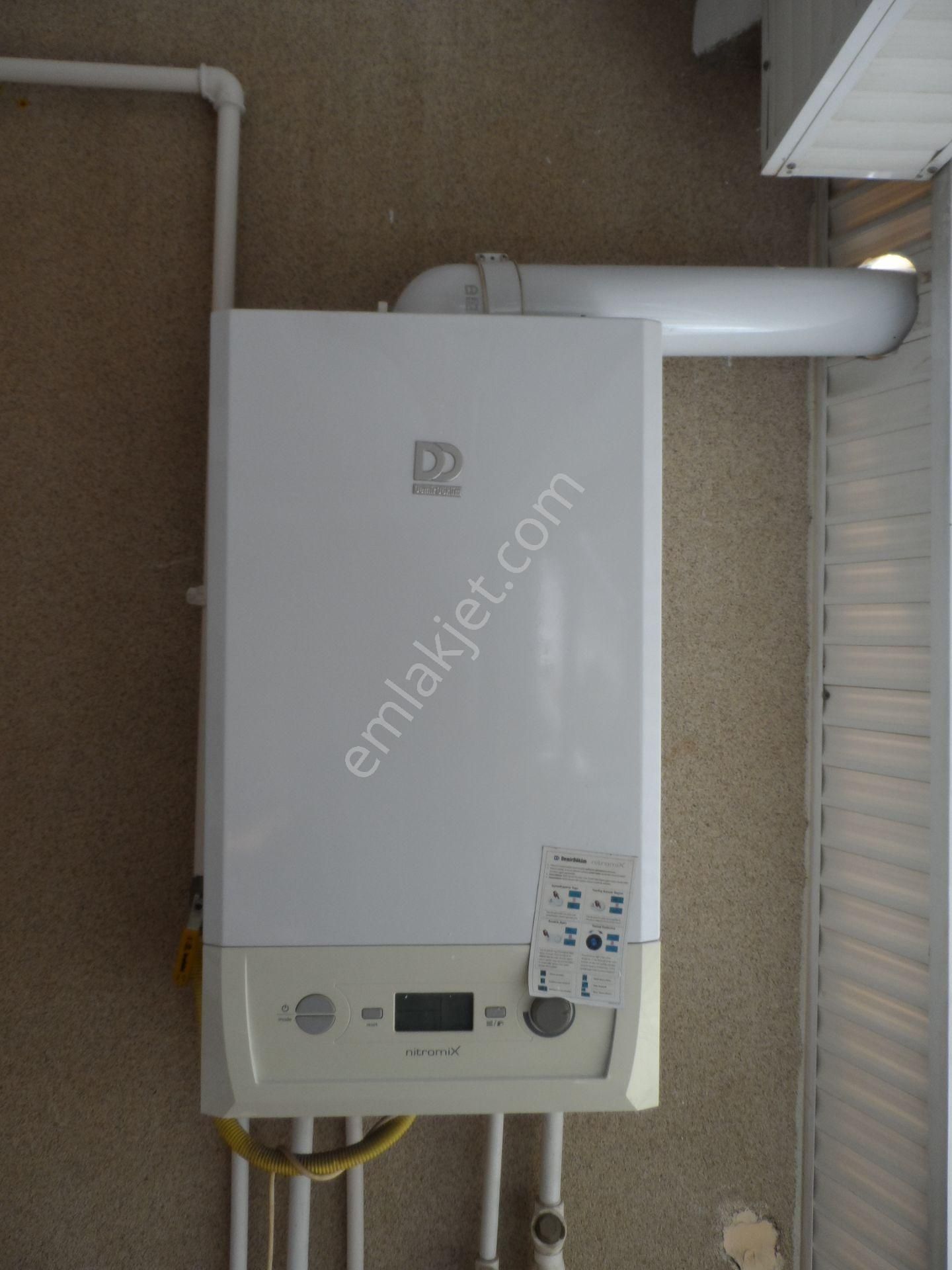 Nazilli Ege Emlak Ofisinden Cumhuriyet Mah. Doğalgaz Kombili Satılık Daire - Görsel 4