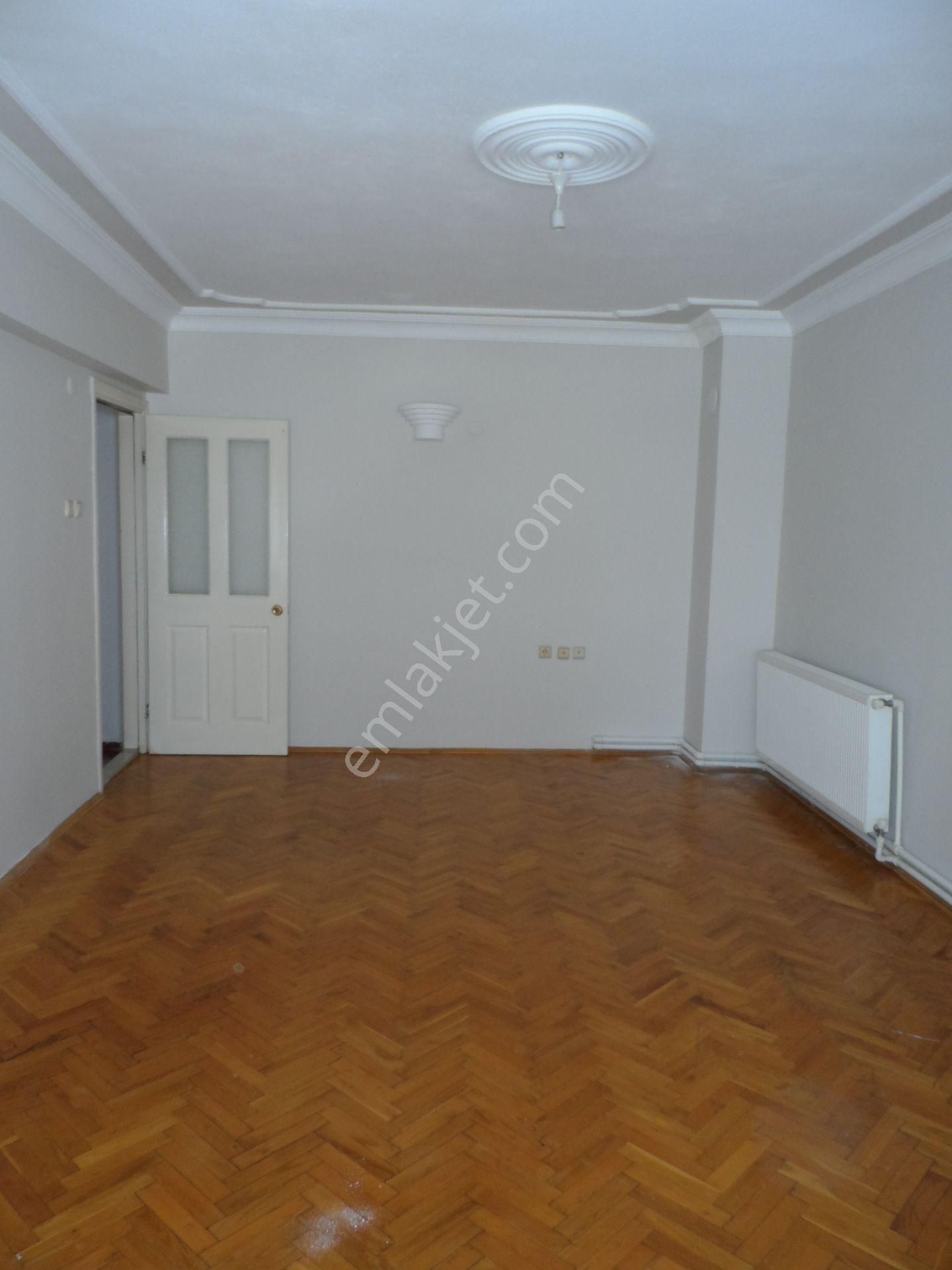 Nazilli Ege Emlak Ofisinden Cumhuriyet Mah. Doğalgaz Kombili Satılık Daire - Görsel 22