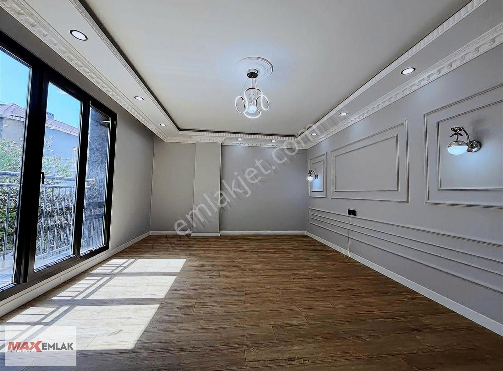Bağlarbaşı Mh İstasyon Cadde Dibi Satılık 2+1 Ara Kat