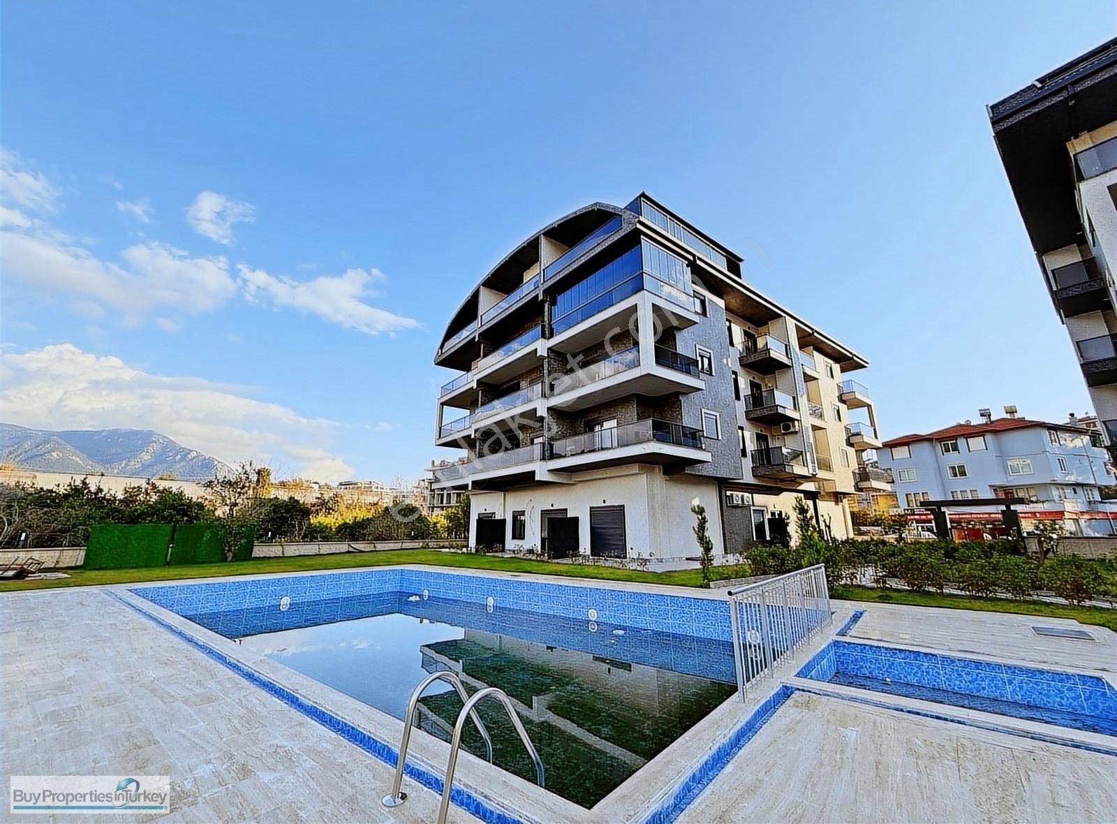 Alanya Oba'da Okullara Yakın 2+1 Full Eşyalı Kiralık Dairemiz