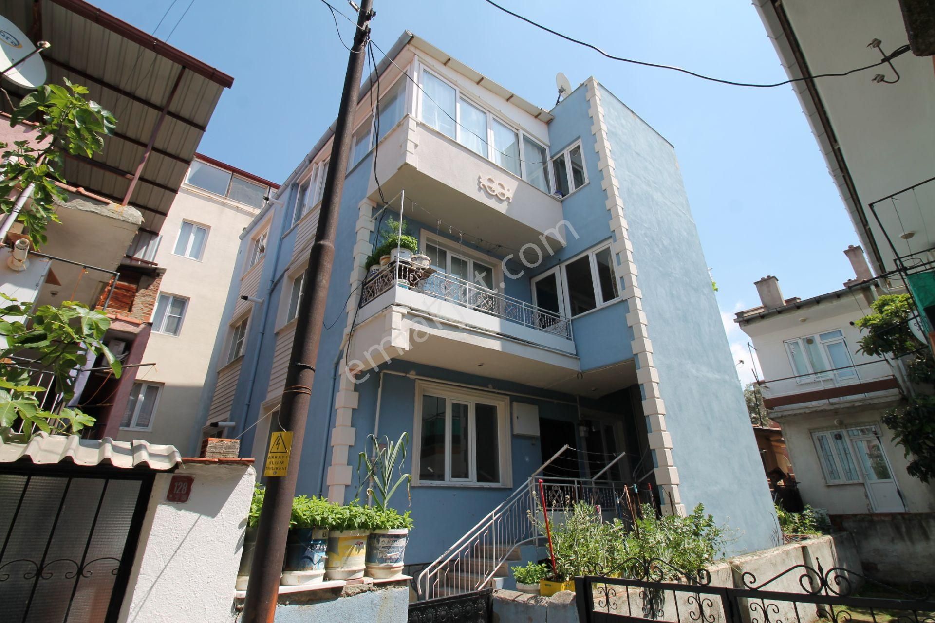 Ali Hikmet Paşa Mh. Kiralık 3+1 Giriş Kat Daire Rookzbalşehirden