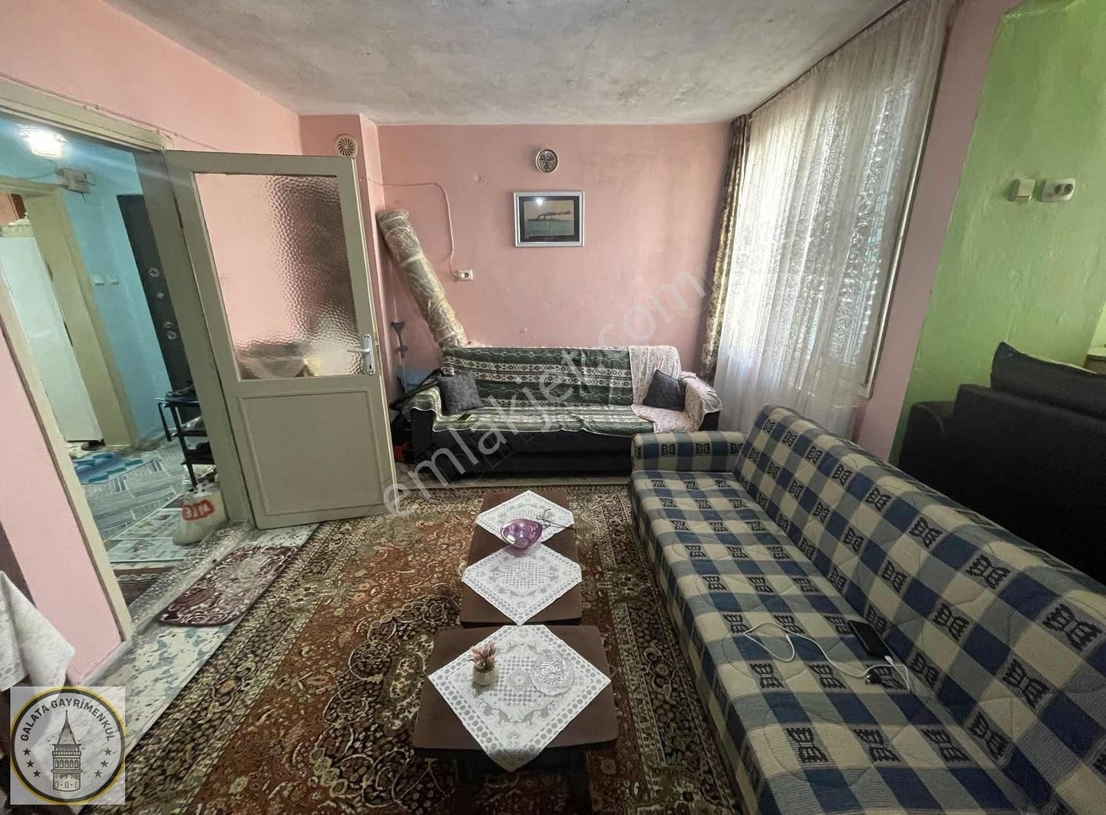 Çeltikçi Mahallesinde Acil Satılık Daire