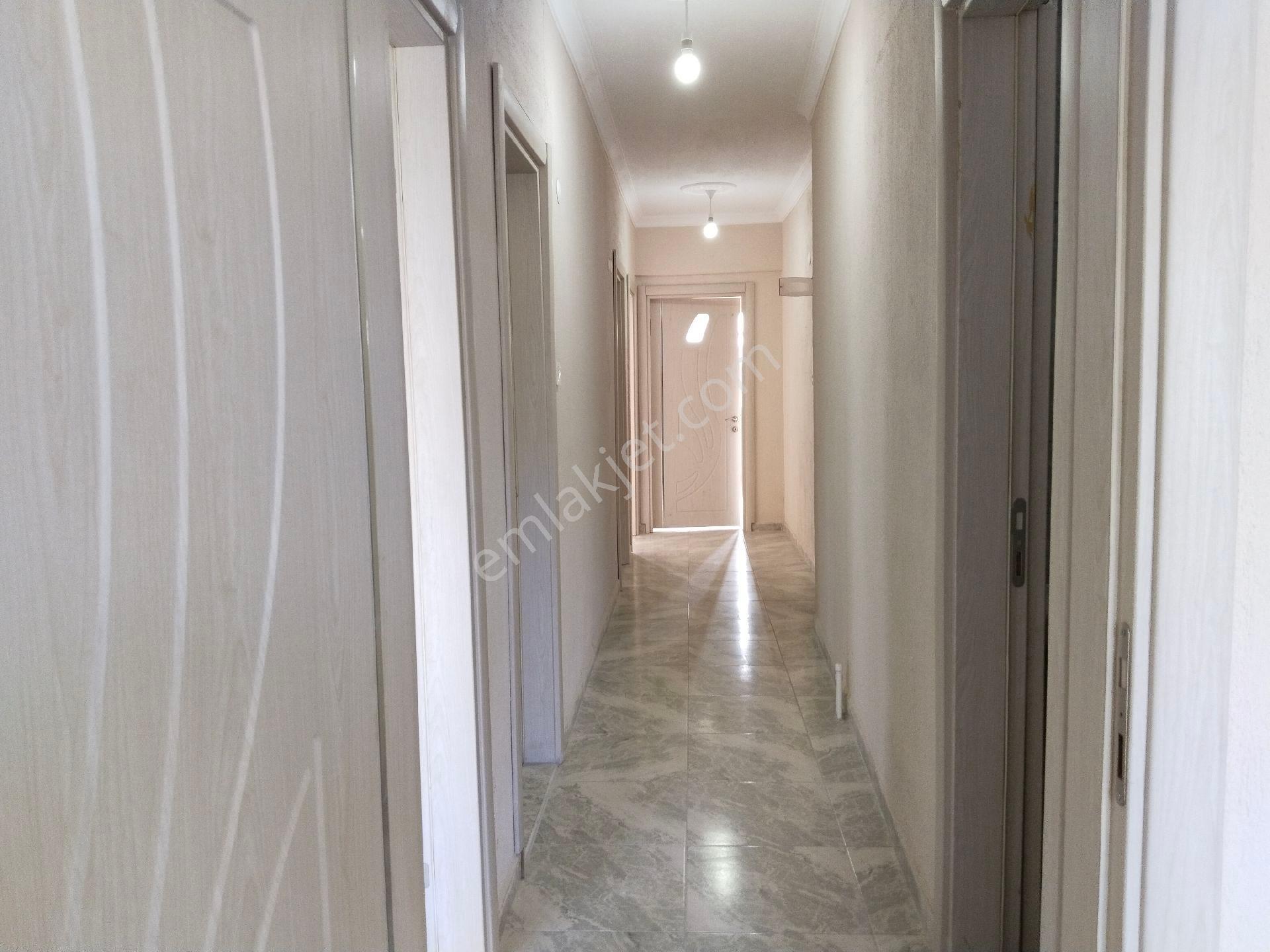 Hüma Ve Berksoy Otel Mevki 3 Balkonlu Kapalı Mutfak 3+1 Geniş Daire - Görsel 22