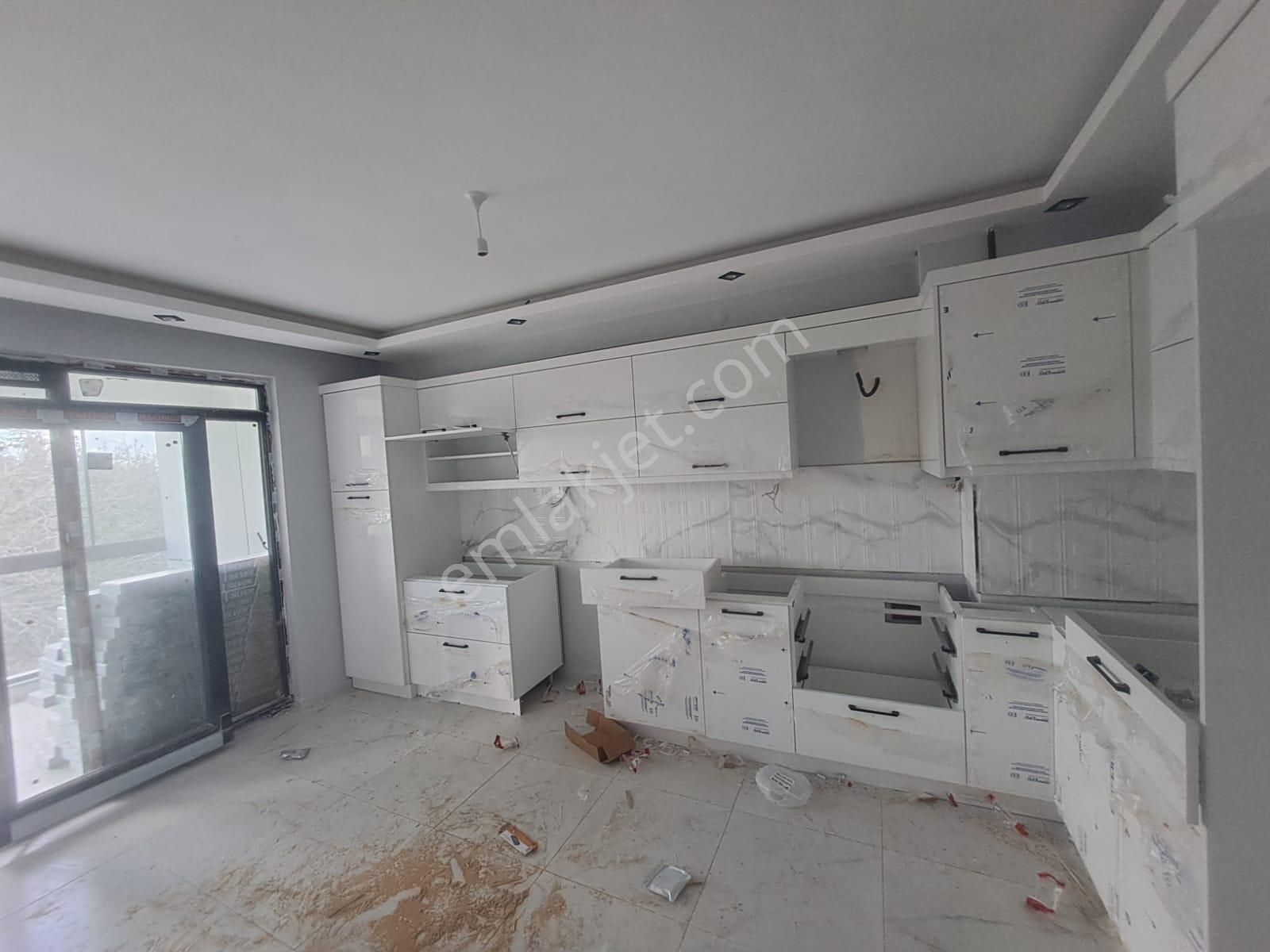 Oldpol Emlak'tan Merkezi Konumda Lüks Geniş Sıfır Daire