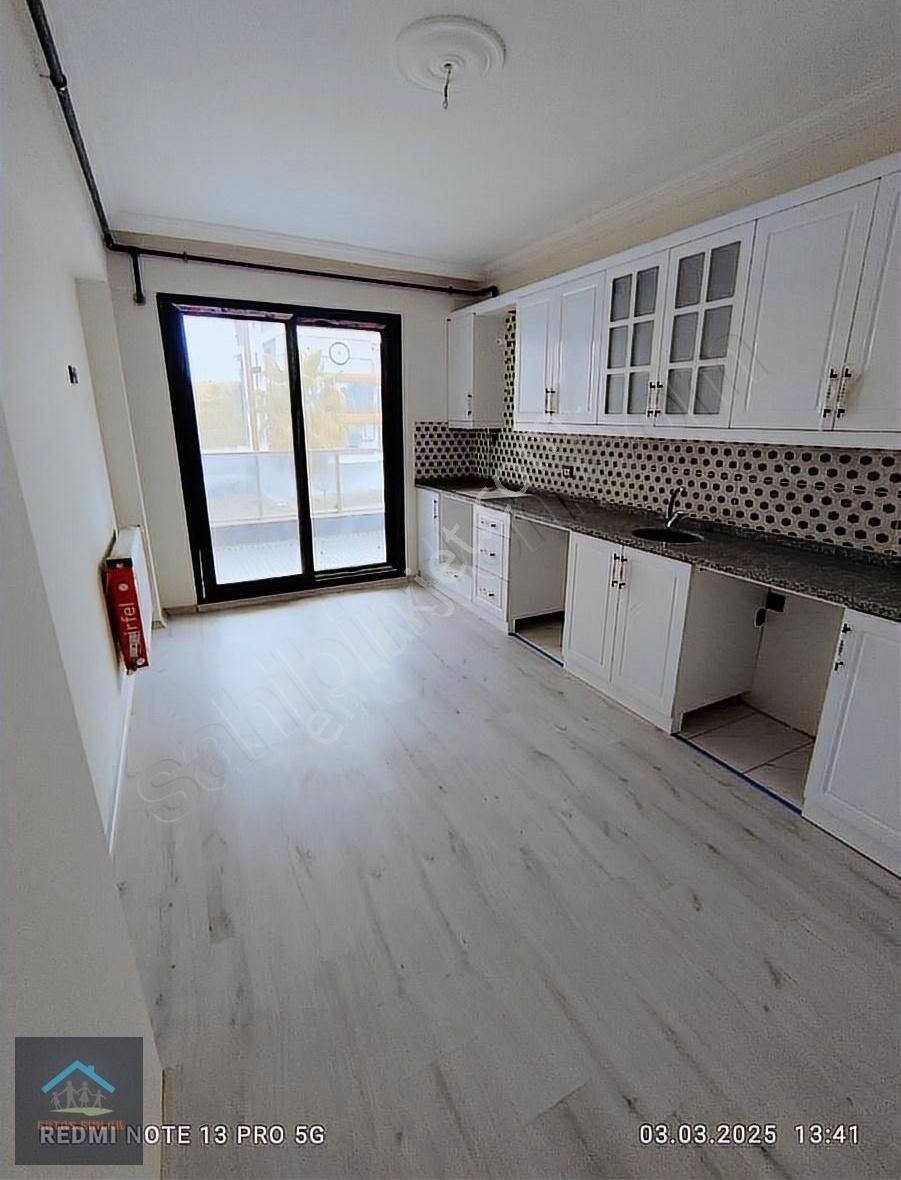 Ertaş Emlak'tan Ergenekon Koyuncu Sitesi Yakinı Satılık Dublex