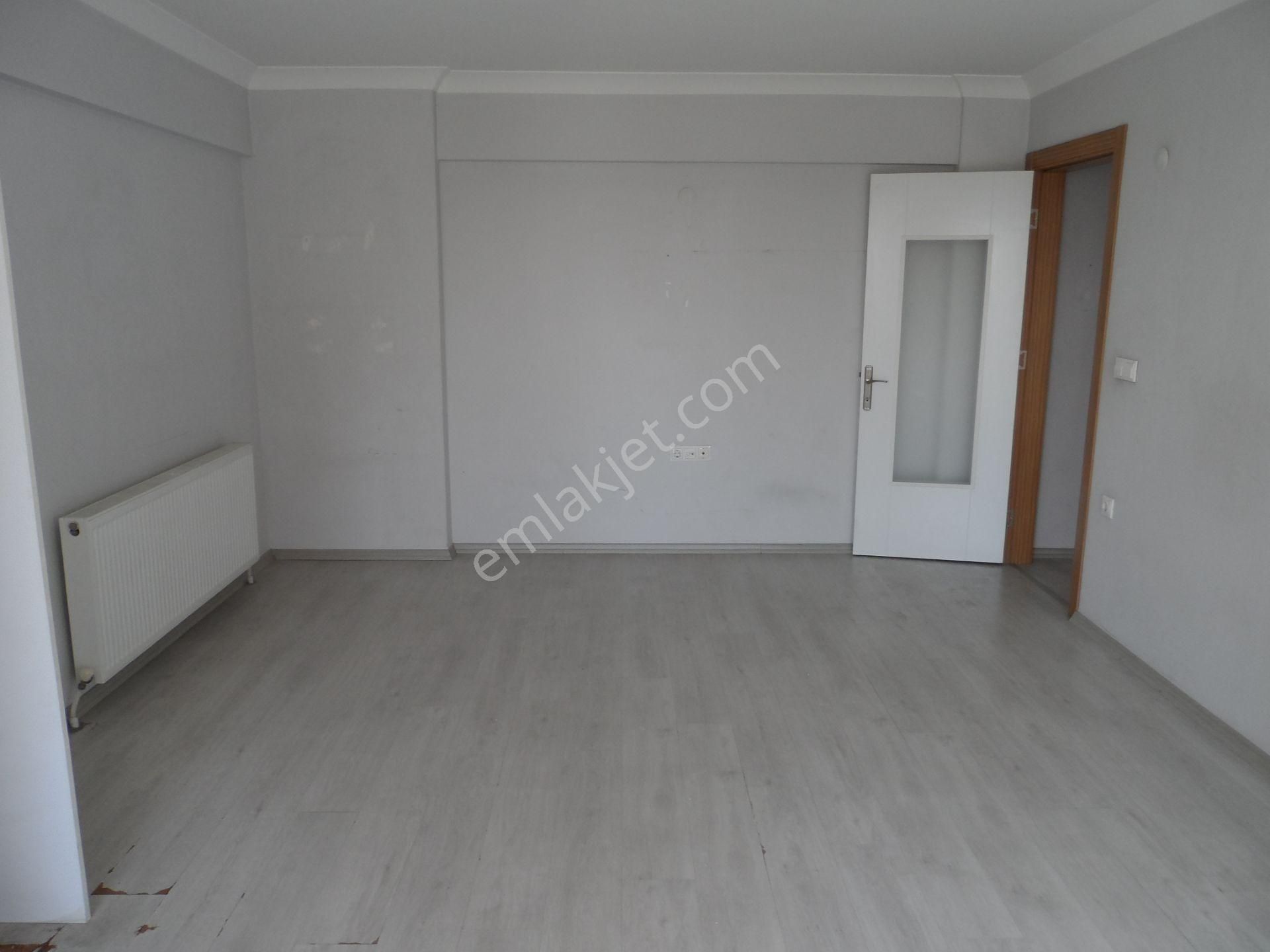 Nazilli Ege Emlak Ofisinden Sümer Mah. 1+1 Kiralık Daire - Görsel 9