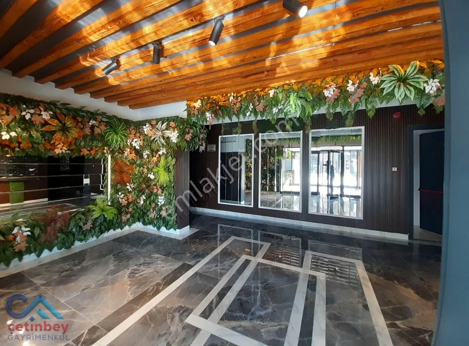 Mamak Çarşıda Full Yapılı 4+1 Daire