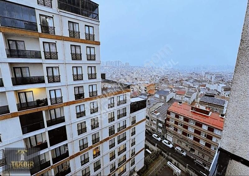 Tekbirden Ömür İstanbul Evlerinde 1+1 9.kat Teraslı **