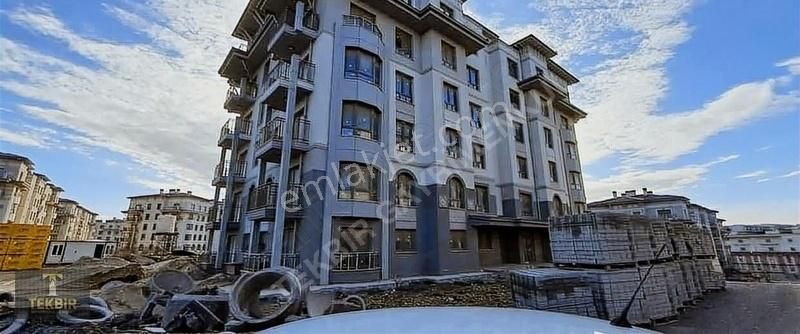 Tekbir Gayrimenkul Den Selçuklu 3+1 Oturuma Hazıra Yakın Daire