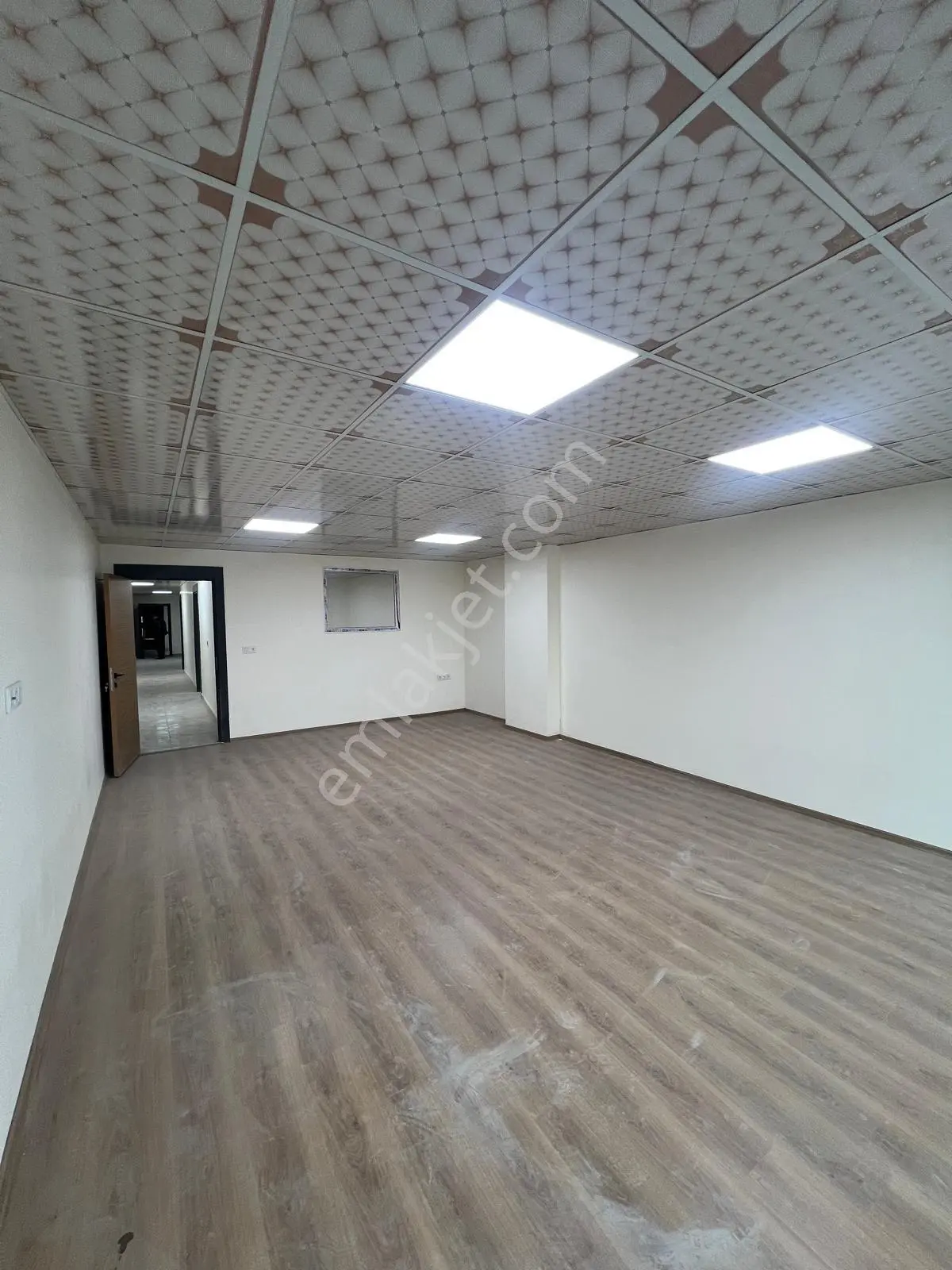 Sayacılar Sitesi Finans İş Merkezinde Kiralık 2+1 Ofisler - Görsel 4