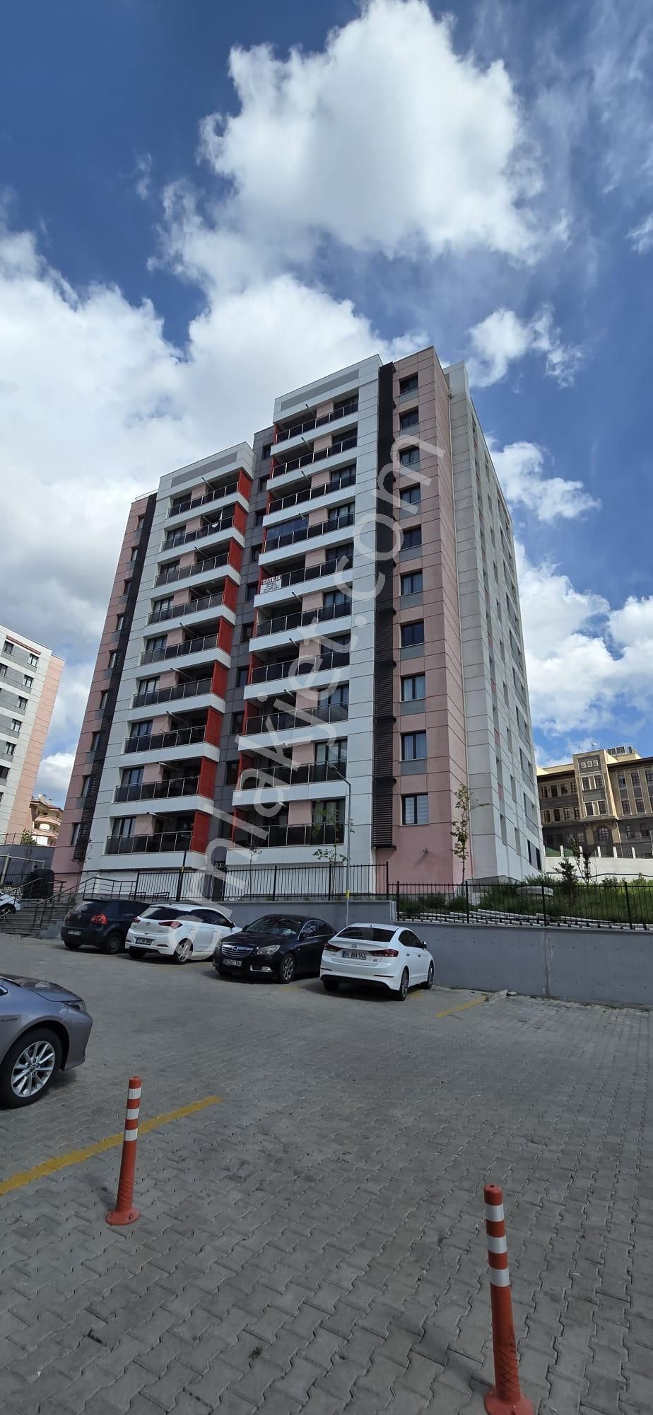 Diriliş Mah 3+1 6 Kat Ön Cephe Merkezi Pay Ölçer 120 M2