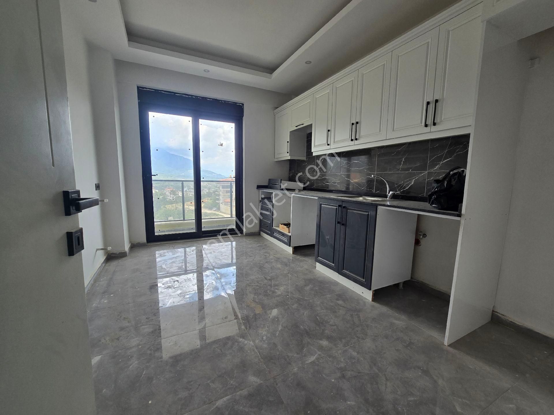 Çarşambada Satılık Dublex 4+2 Teraslı Sıfır Daire