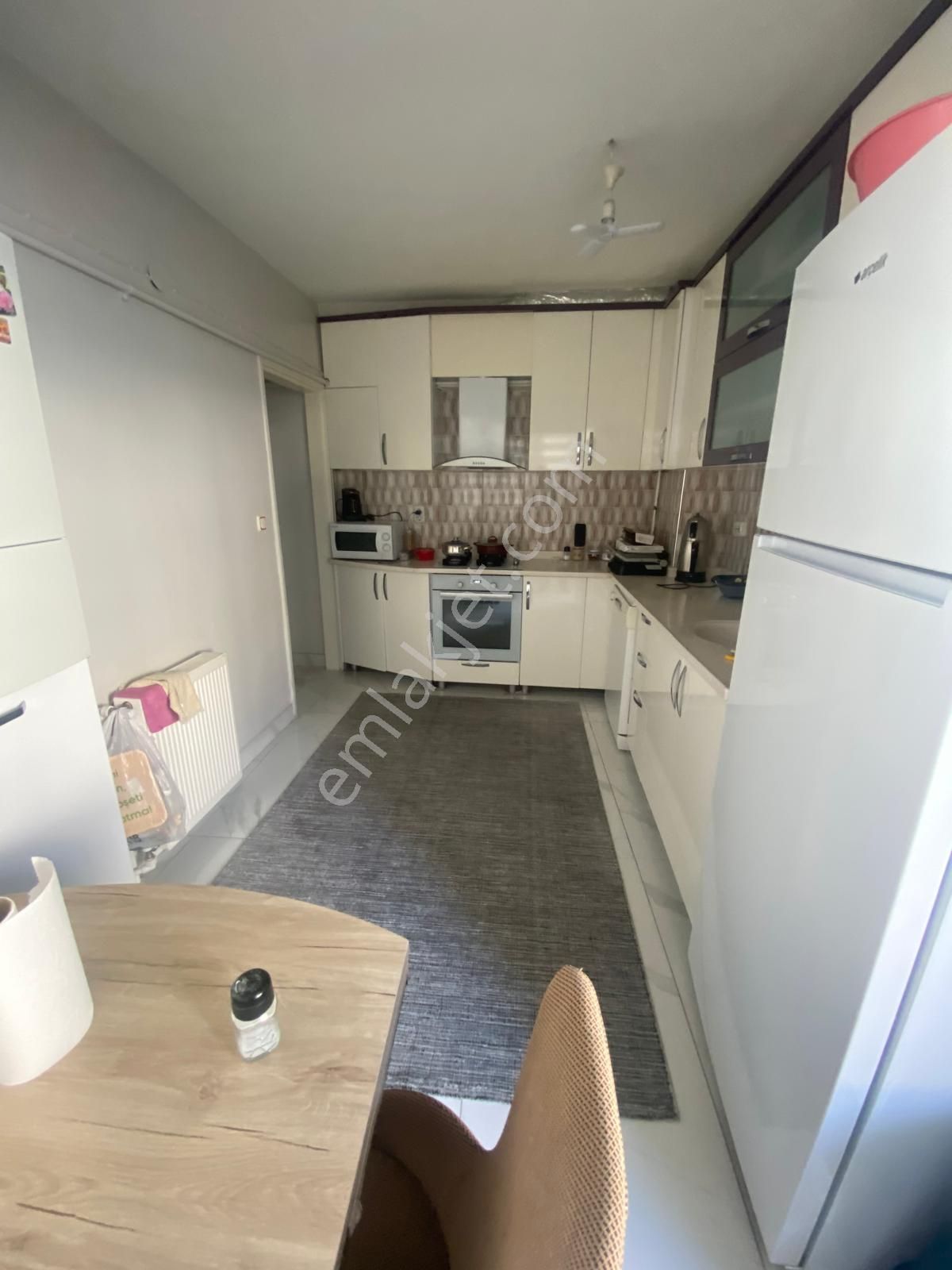 Mükemmel Konum.!natoyolu Cadde'de 3+1 110 M2 Arakat Yapılı Daire