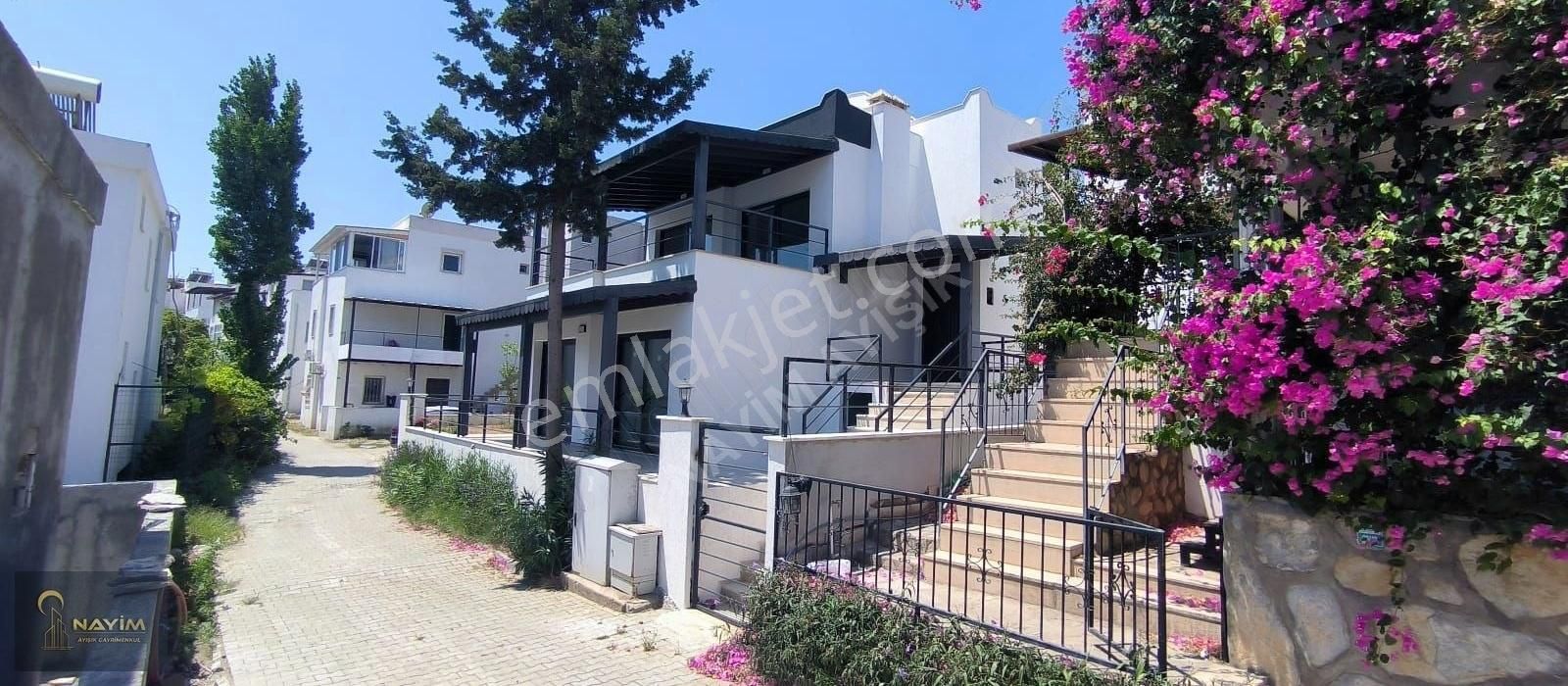 Akyarlarda Geniş Bahçeli 2+1 Müstakil Villa