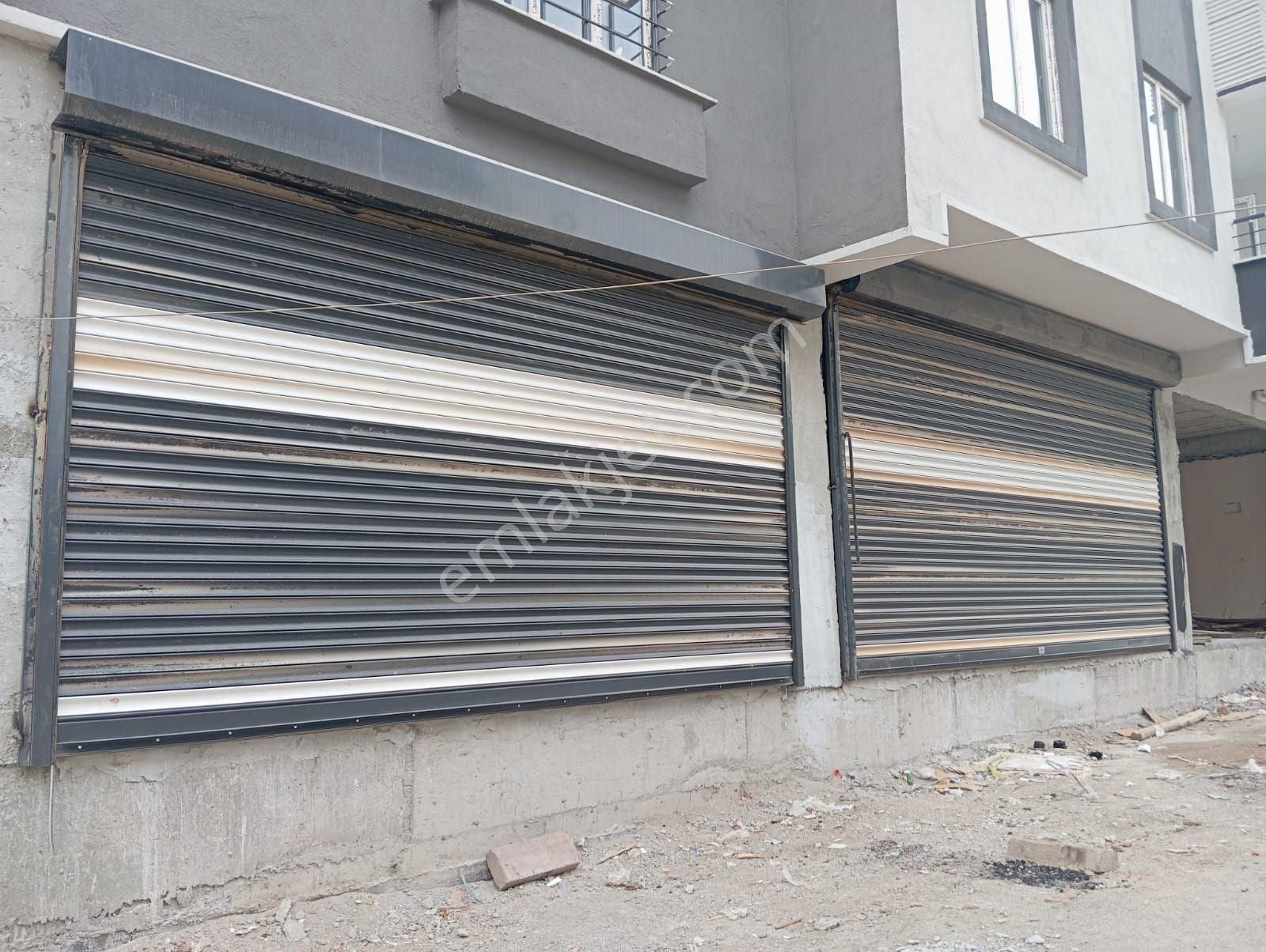 Emlak 72'den Bahçelievler'de Satılık Dükkan